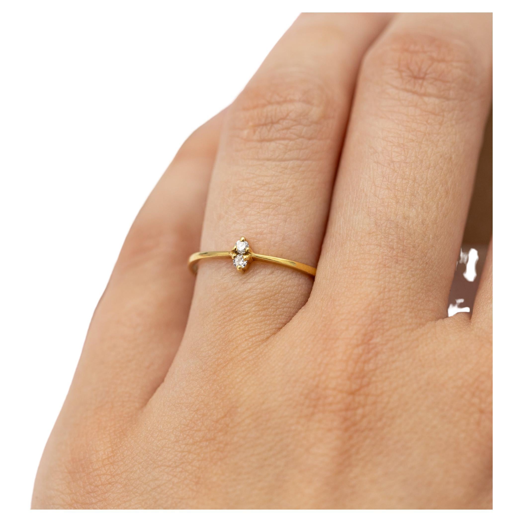 18k solid yellow gold engagement ring - Two stone diamond ring - Vintage Romance For Sale