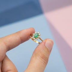 18k solid yellow gold engagement ring - Vintage diamond and Emerald cluster ring