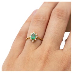 18k solid yellow gold engagement ring - Vintage diamond and Emerald cluster ring