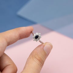 Verlobungsring aus massivem 18-karätigem Gelbgold, Vintage-Diamant und Saphir-Cluster-Ring