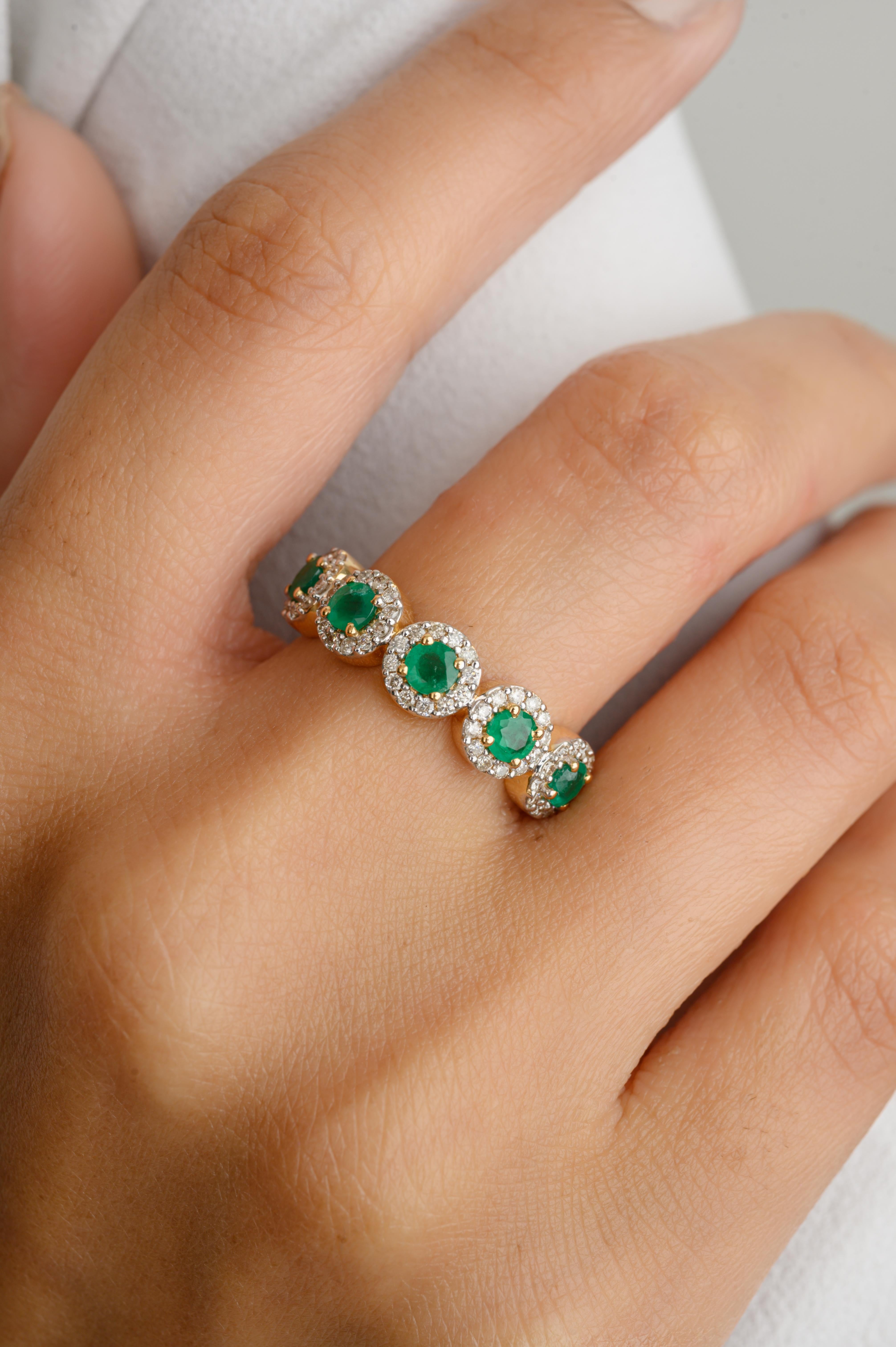 For Sale:  18k Solid Yellow Gold Five Stone Round Emerald Halo Diamond Band Ring for Her 6