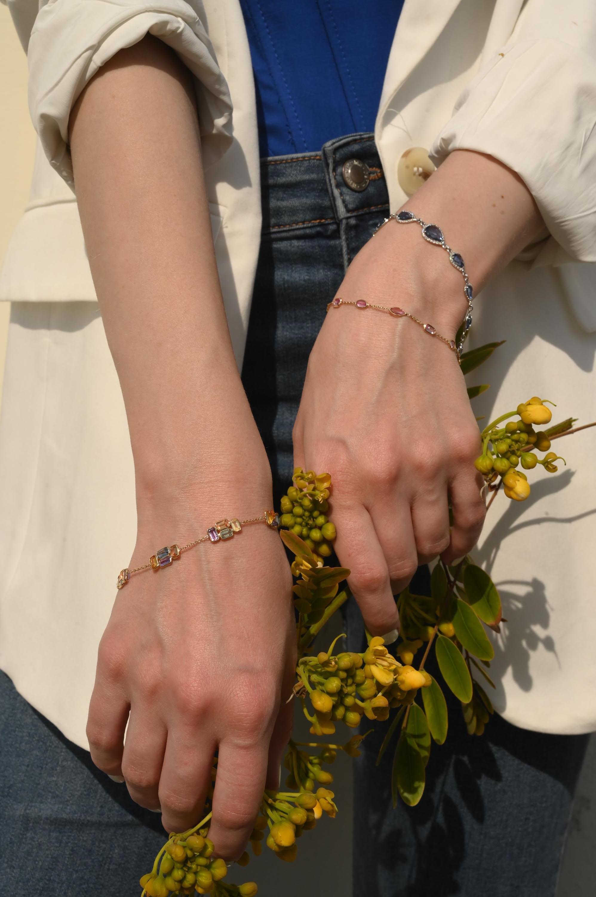 18K Solid Yellow Gold Minimalist Unique Pink Sapphire Layering Bracelet For Sale 1