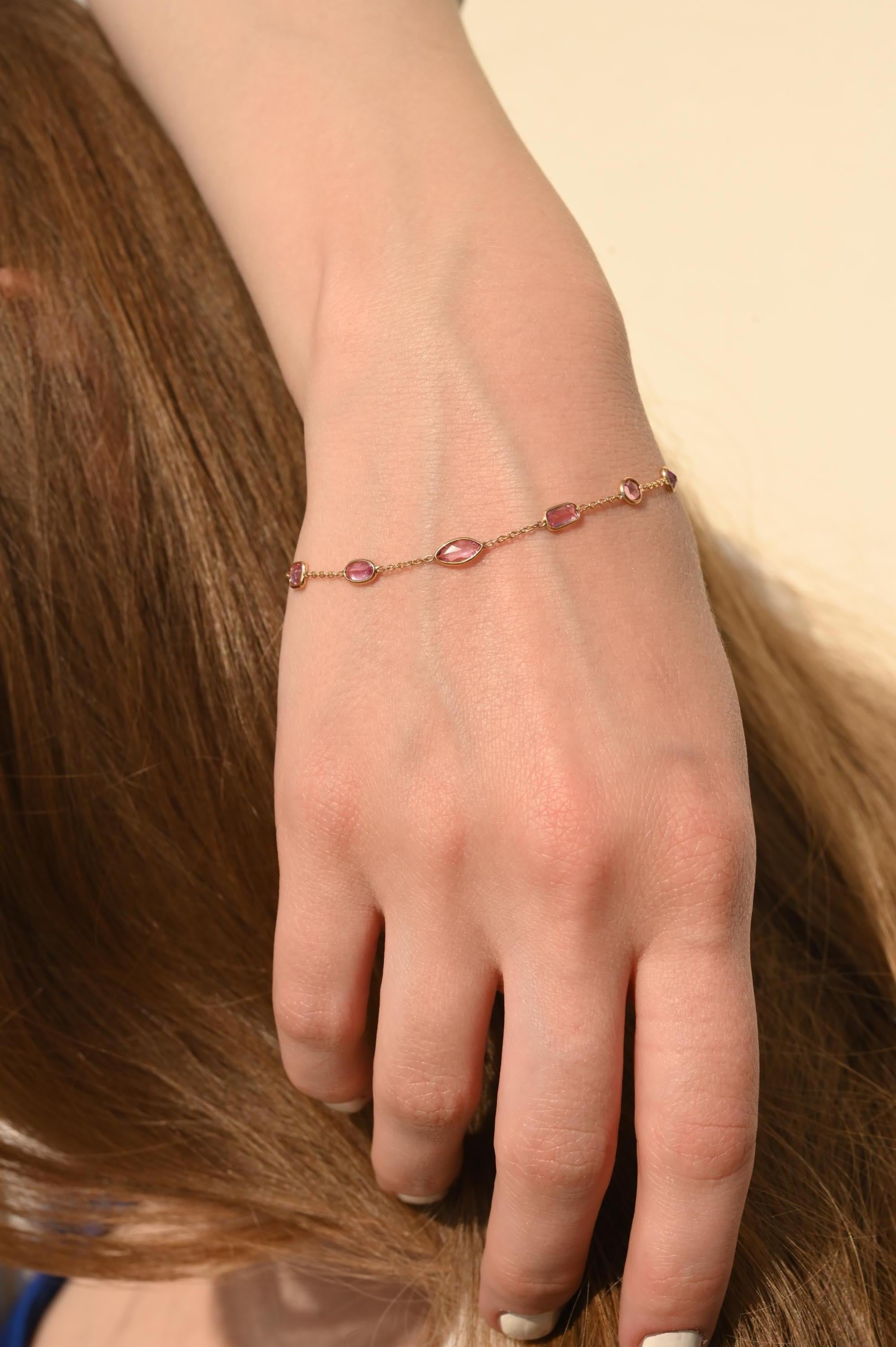 Modern 18K Solid Yellow Gold Minimalist Unique Pink Sapphire Layering Bracelet For Sale