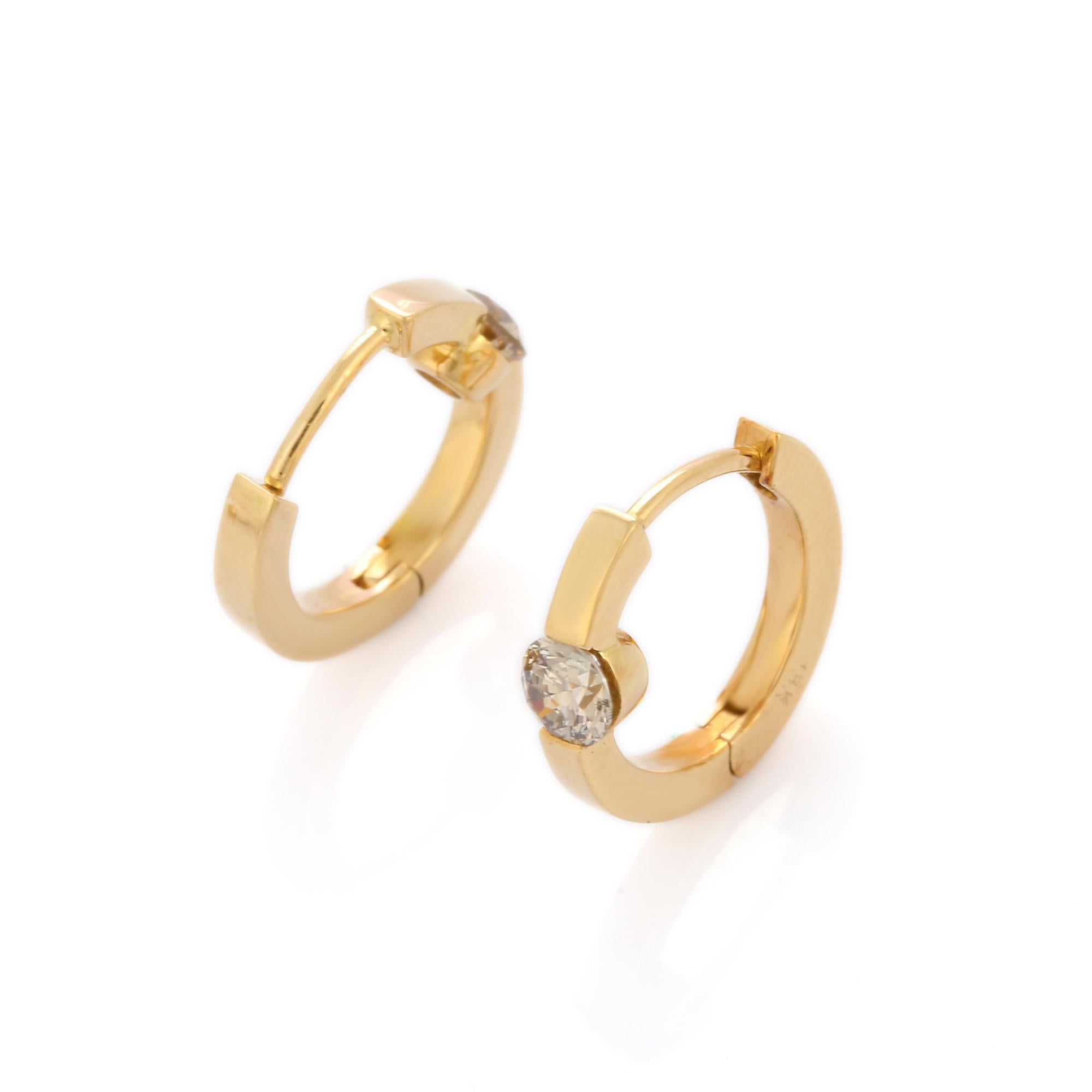 Art Deco 18K Solid Yellow Gold Minimalist Diamond Hoop Earrings for Women For Sale