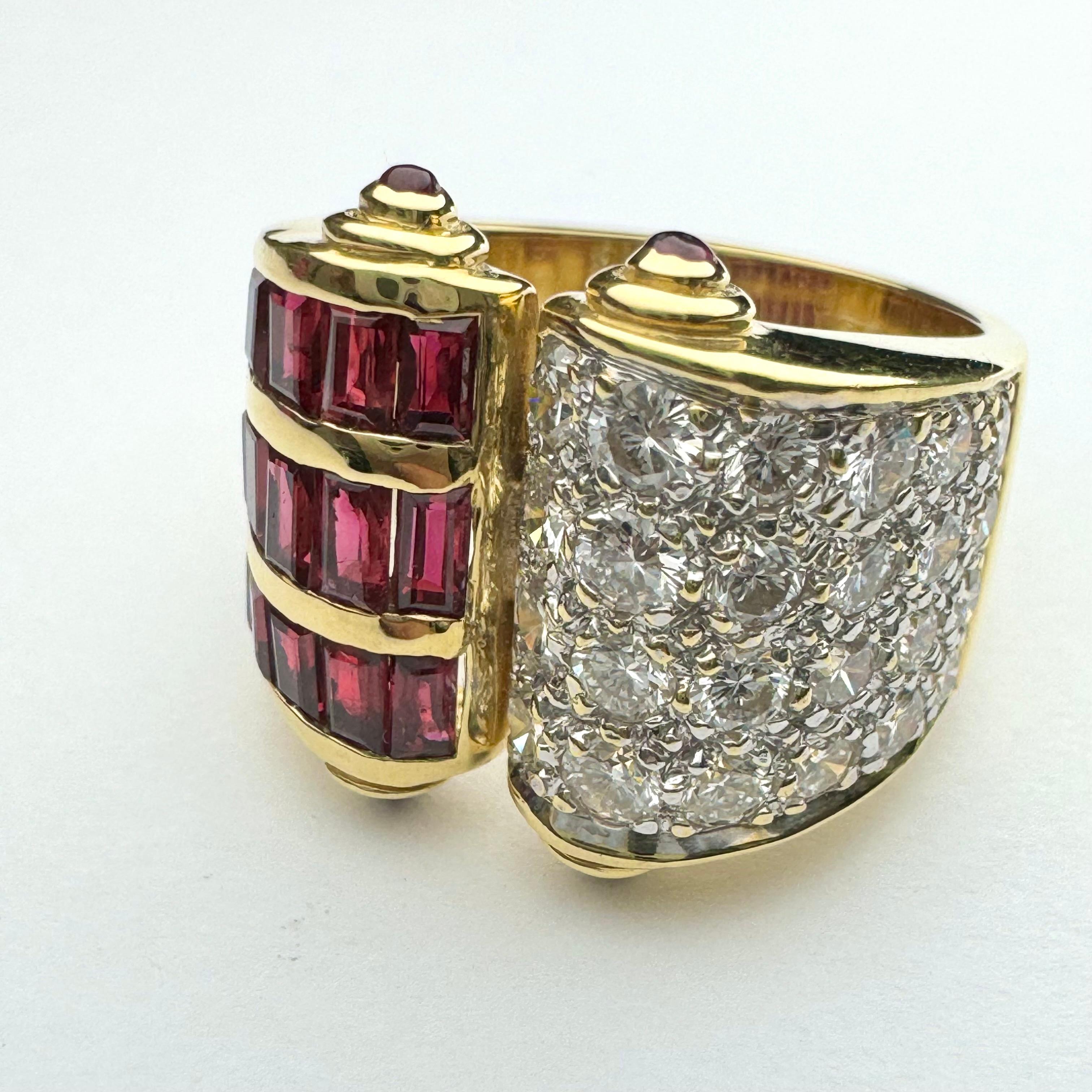 18K Solid Yellow Gold, Ruby and Diamond Twin Scroll Design Ring In Good Condition For Sale In New York, NY