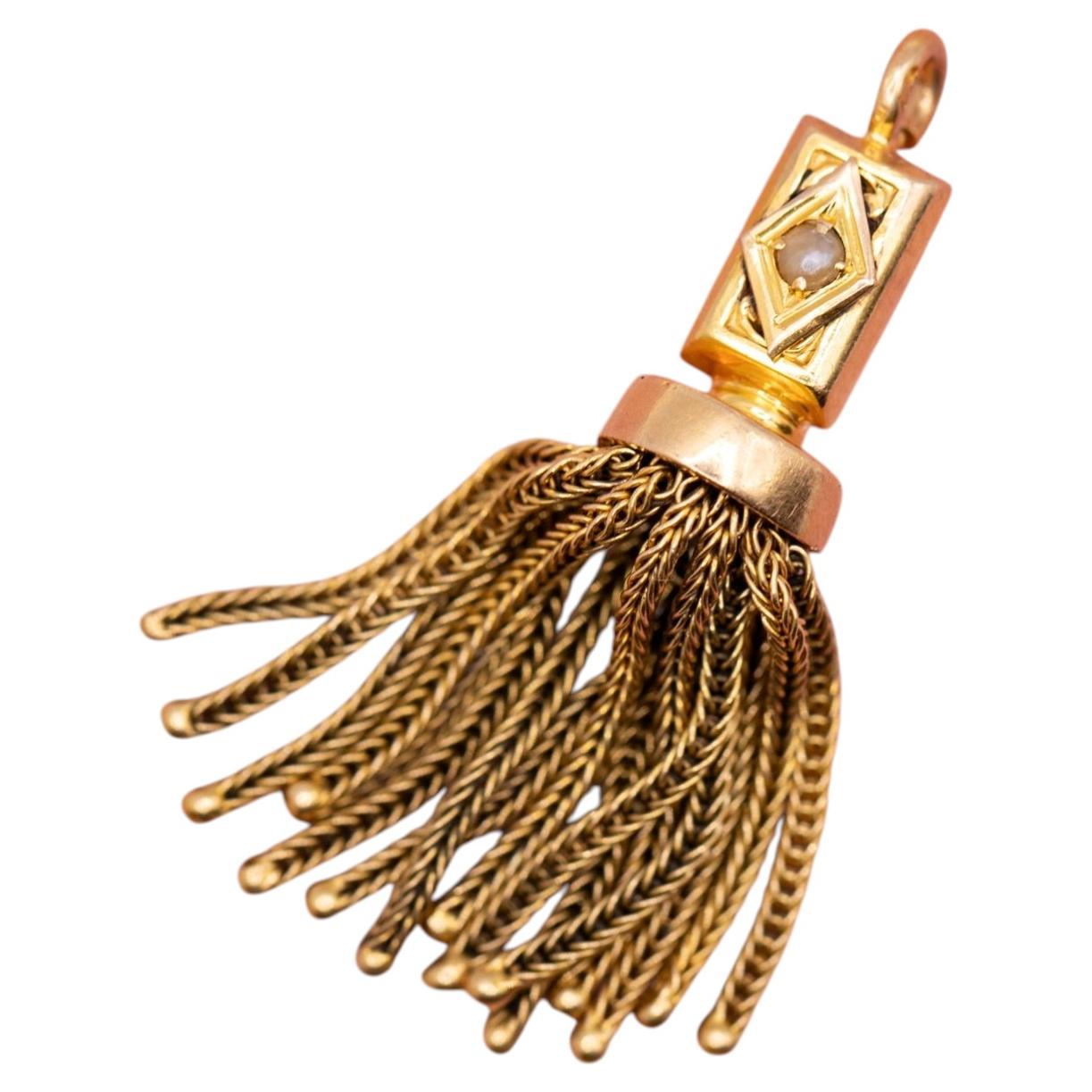 Colgante con borla de oro amarillo macizo de 18k: estilo victoriano, media perla de semilla, cadena tipo «cola de zorro»
