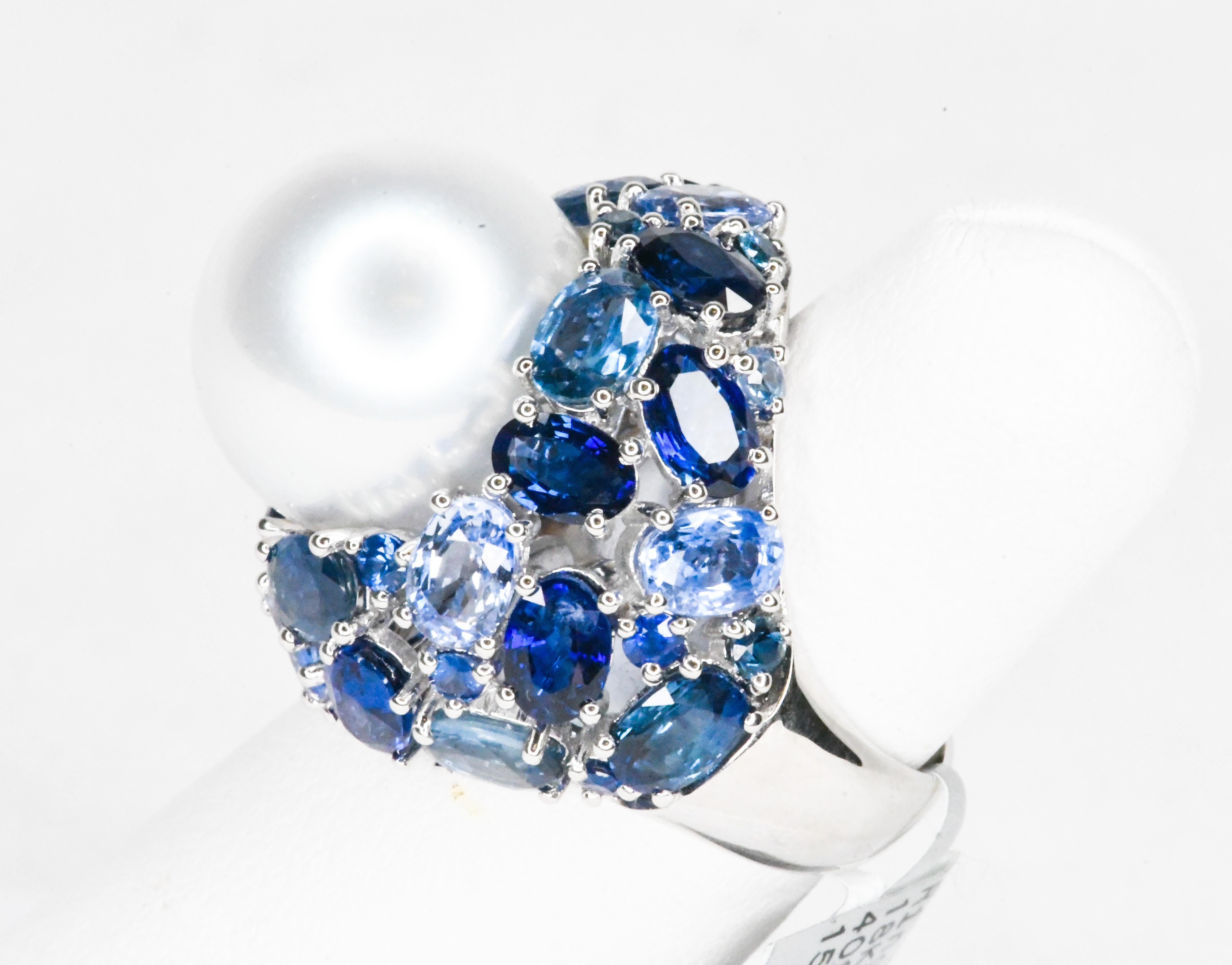 Oval Cut 18 Karat South Sea Pearl and Sapphire Ring