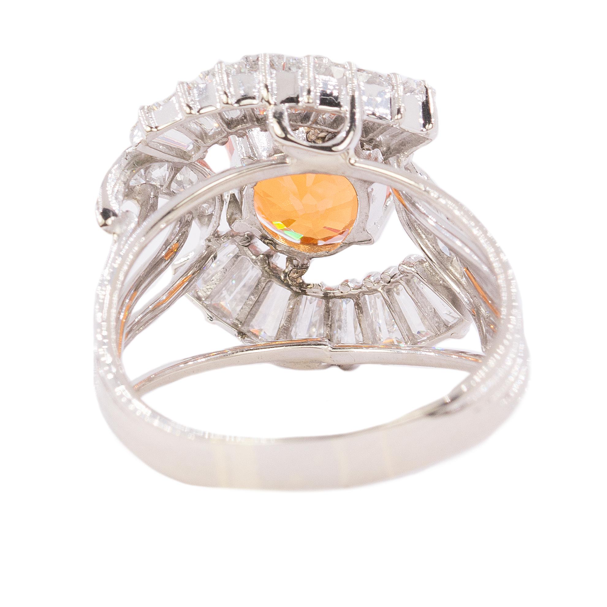 18 Karat Spessartit Granat und Diamant-Ring im Zustand „Hervorragend“ in Sarasota, FL