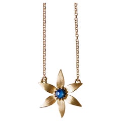 18K Starflower Necklace With Blue Star Sapphire and Adjustable Chain