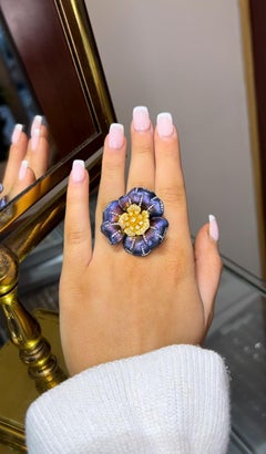 18K Statement Custom Flower 2.50 Diamond Pavé Yellow Gold and Titanium Ring