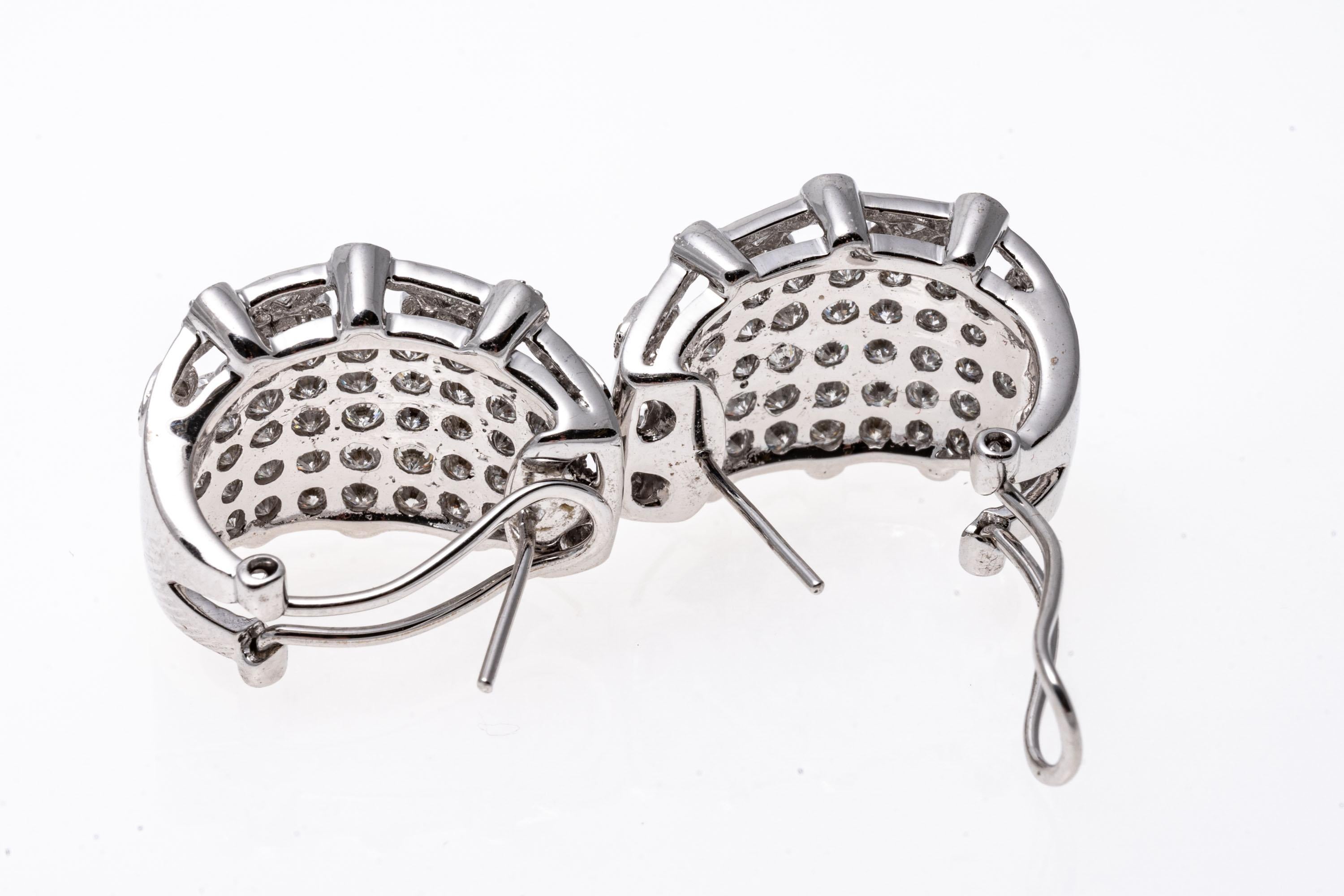 Contemporaneo Orecchini a cerchio ultra larghi con diamante 