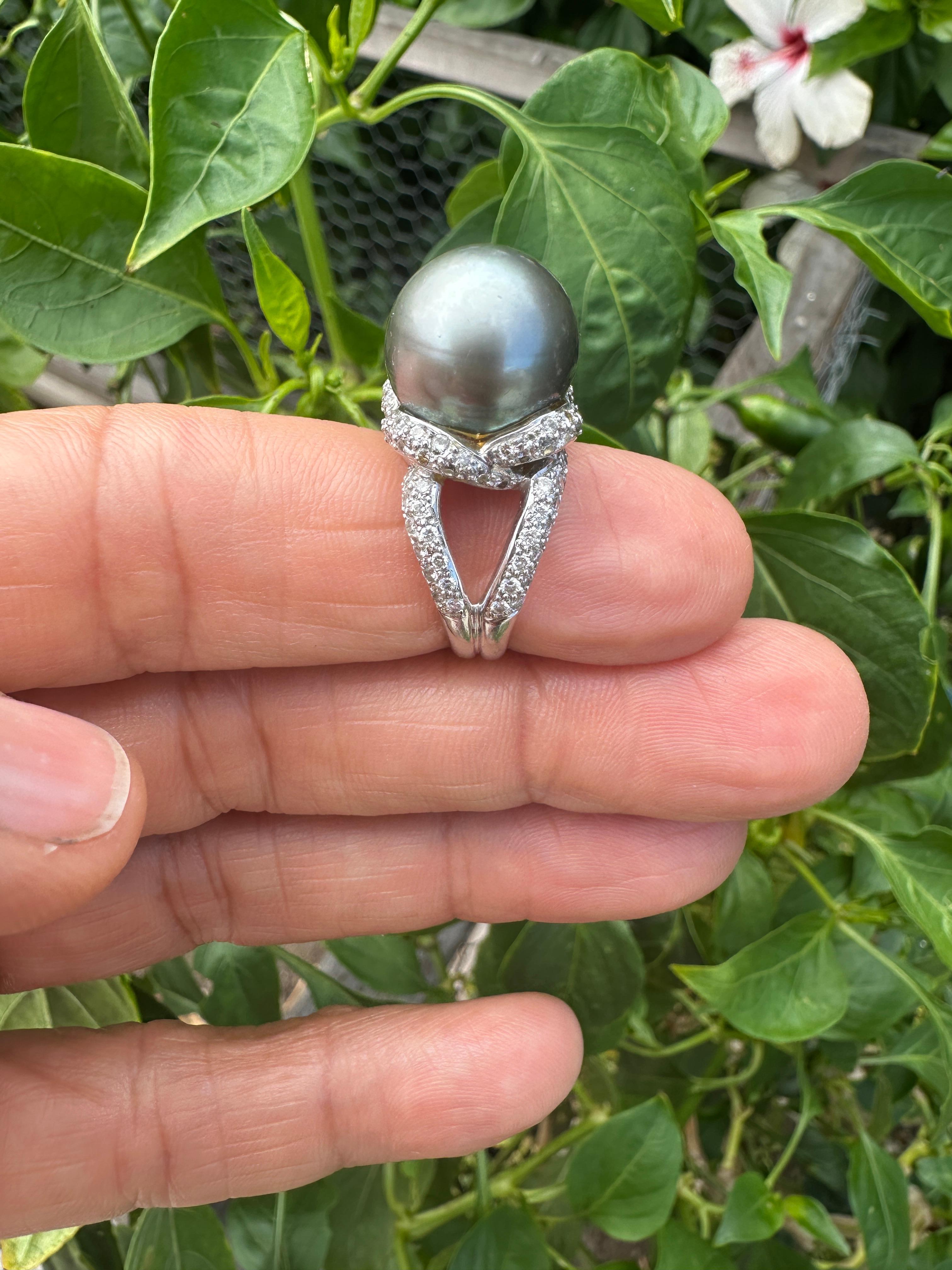 18k Tahitian Pearl and Diamond Ring 1 Carat JYE Award For Sale 4