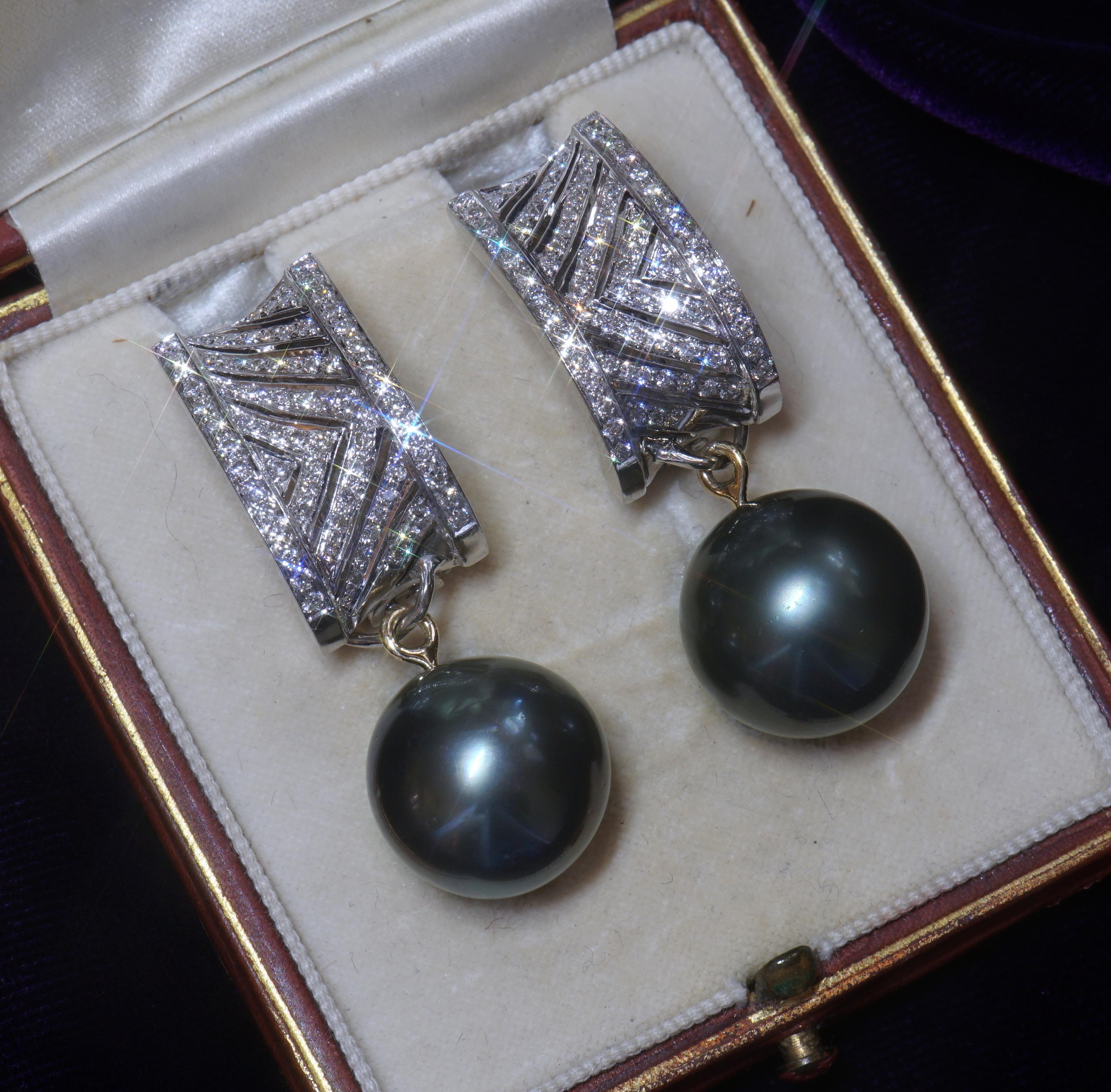 18K Tahitian Pearl Diamond Vintage Earrings Fine Antique GIA 15MM Huge 3.02 CTS For Sale 1