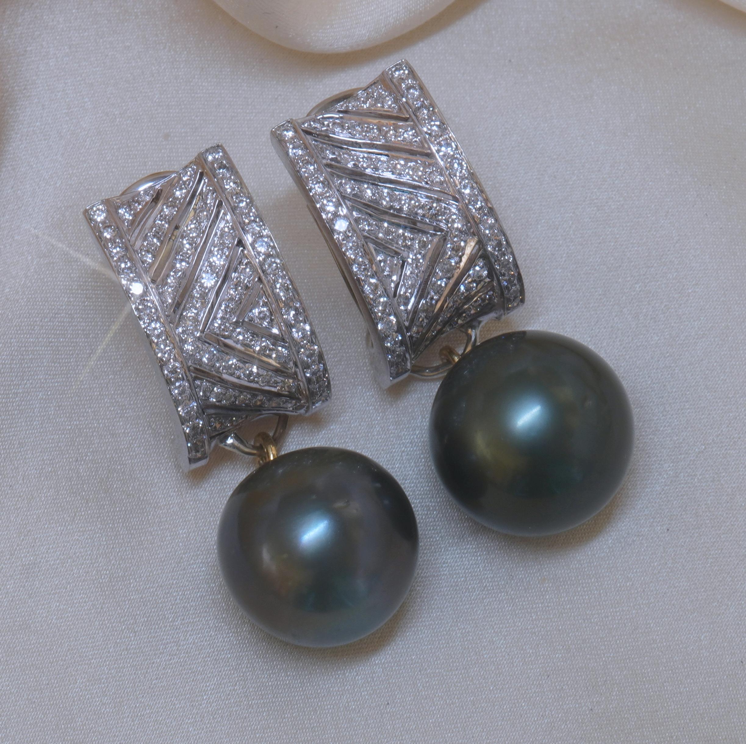 18K Tahitian Pearl Diamond Vintage Earrings Fine Antique GIA 15MM Huge 3.02 CTS For Sale 4