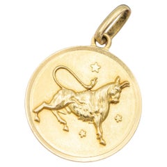 18K Taurus, Vintage 18 karat zodiac charm pendant - solid yellow gold Star Sign