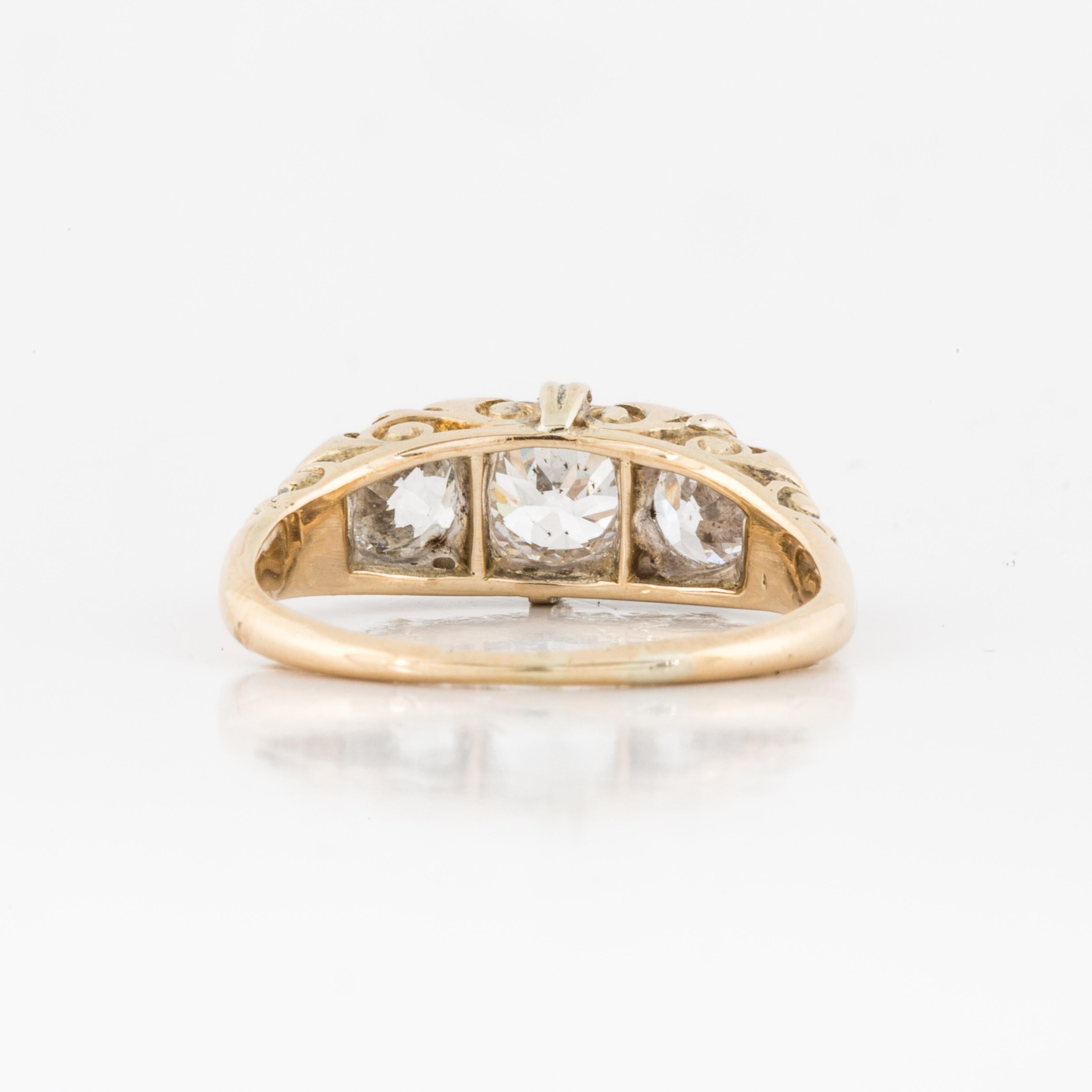 Women's Victorian Three Diamond Ring in 18K Yellow Gold  For Sale