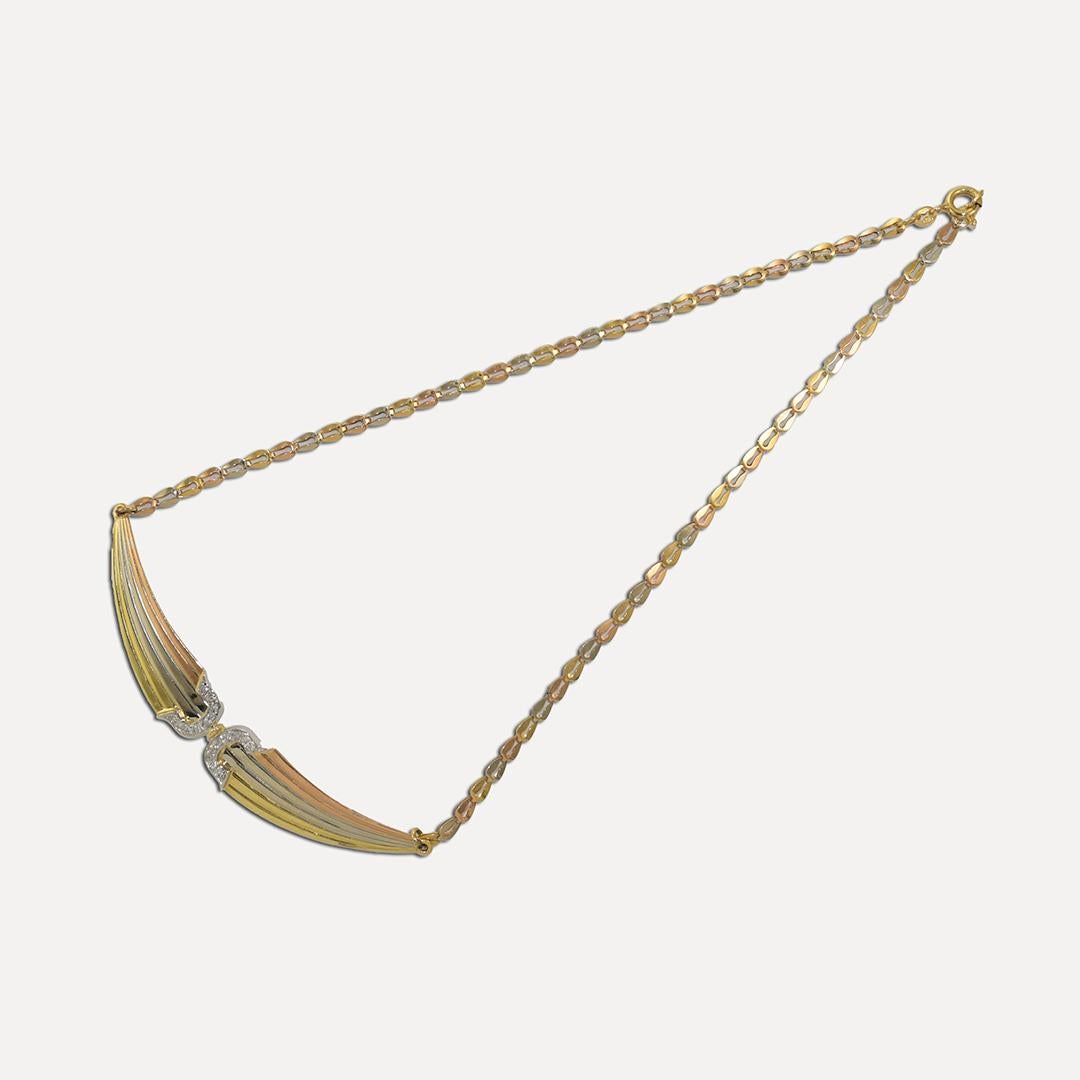 Round Cut 18K Three-Tone Gold Wing Diamond Necklace 0.30ct For Sale