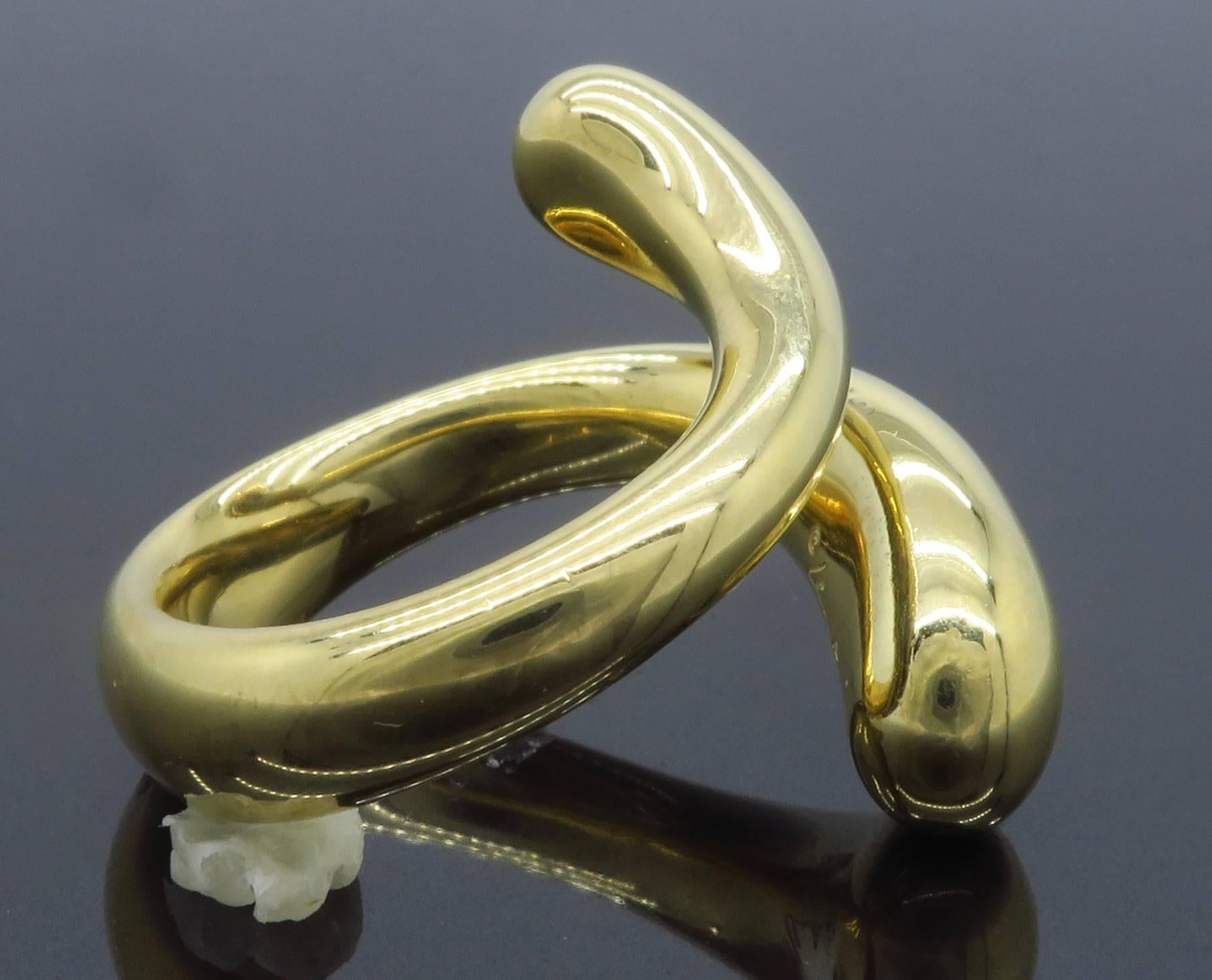Women's or Men's 18 Karat Tiffany & Co. Elsa Peretti Teardrop Ring