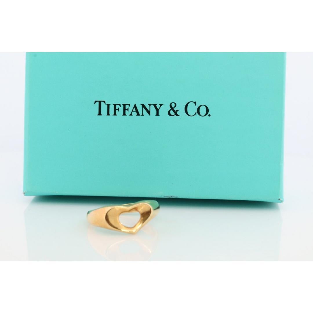 Anillo Tiffany & Co. de 18 quilates. Anillo de corazón Tiffany 750 de 18k. Tiffany Company Corazón Abierto en venta 4