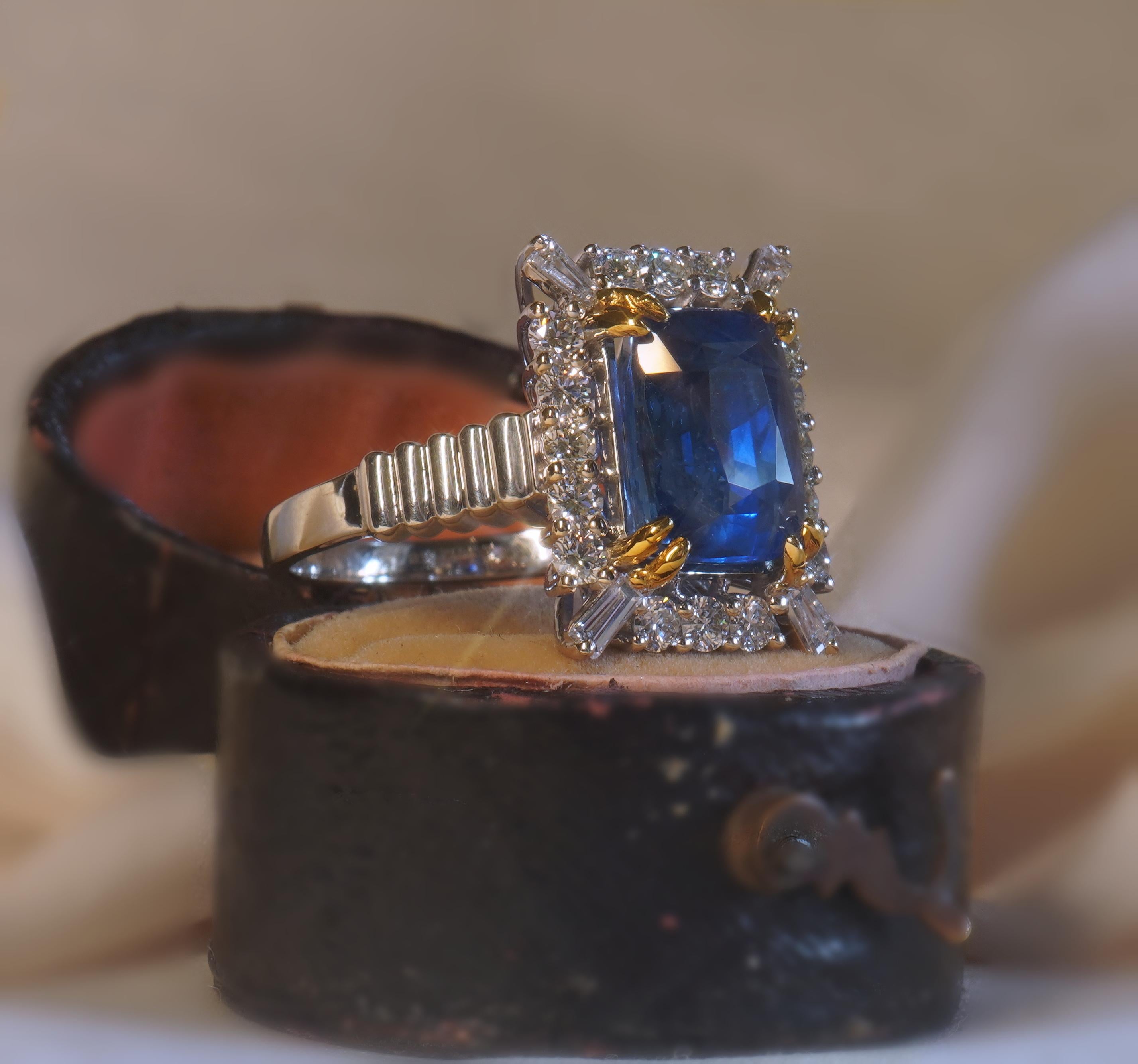 Anillo de diamantes zafiro Tiffany & Co. de 18 quilates GIA Vintage sin calentar VS Fino 6,12 quilates en venta 3