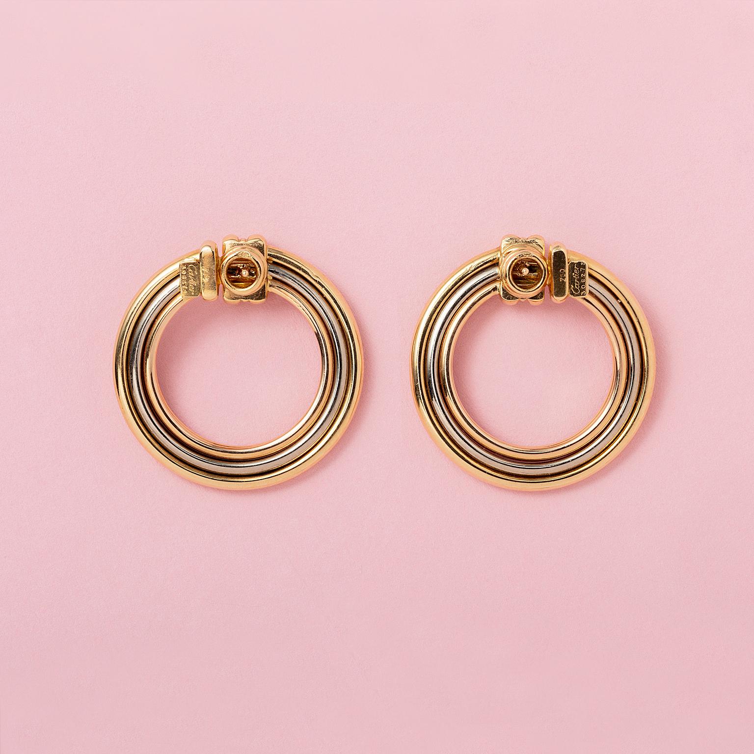 18 Karat dreifarbige Gold Cartier-Ohrringe im Zustand „Gut“ im Angebot in Amsterdam, NL