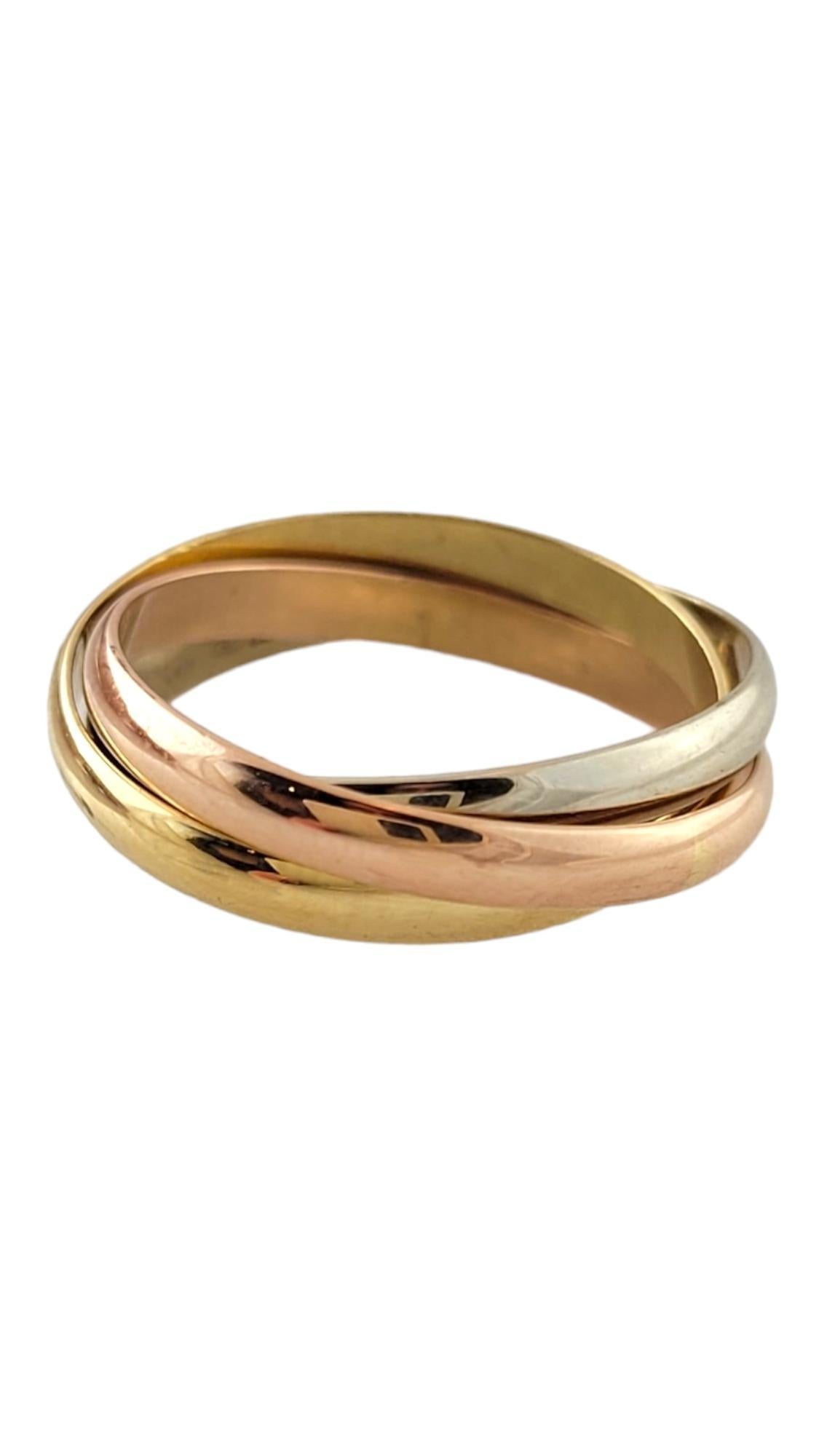 18K Tri Colored Rolling 3 Band Ring Size 11.25

This beautiful 3 band rolling ring features an 18K yellow gold band, white gold band, and rose gold band!

Ring size: 11.25
Shank: 2.85mm (each band)

Weight: 4.66 dwt/ 7.24 g

Hallmark: 750 110