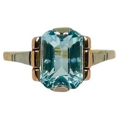18k tricolor gold ring with 1 carat aquamarine emerald cut 1960S