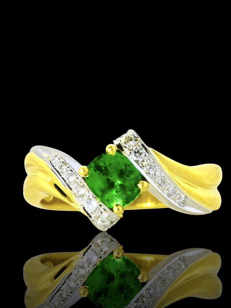 Women's or Men's 18K, Tsavorite and Diamond Vintage Ring For Sale