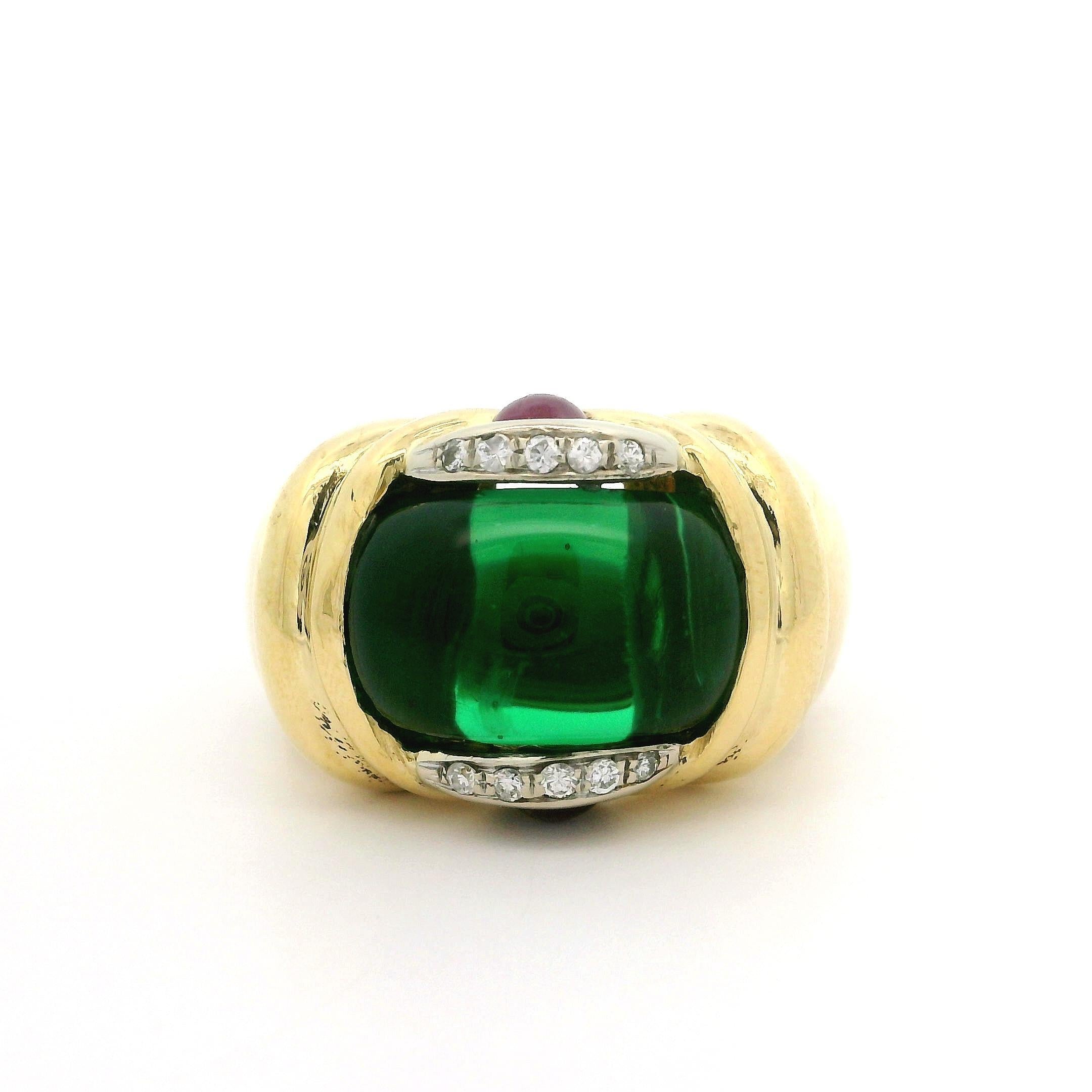 Bracelet large en or 18k TT poli, pierre verte cabochon, pierre rouge et diamant en vente 3