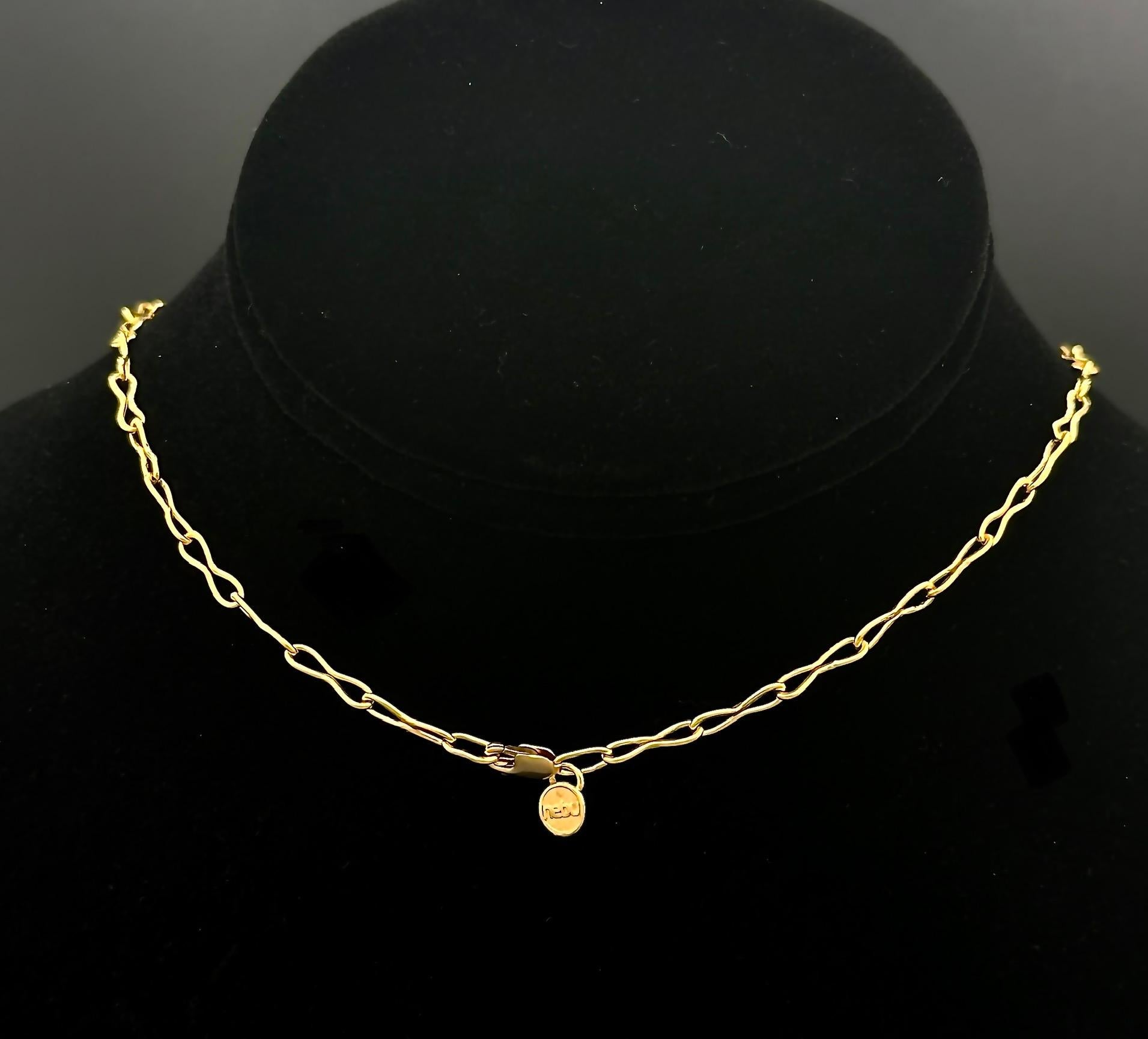 -Realizzato su ordinazione (in 2-3 settimane)
-Oro 18 carati
-Fatto a mano
-Con logo Nebu impresso a fuoco
-Chiusura a moschettone
-18 pollici (su ordinazione può essere realizzato con una lunghezza diversa)


Ti presentiamo la nostra squisita