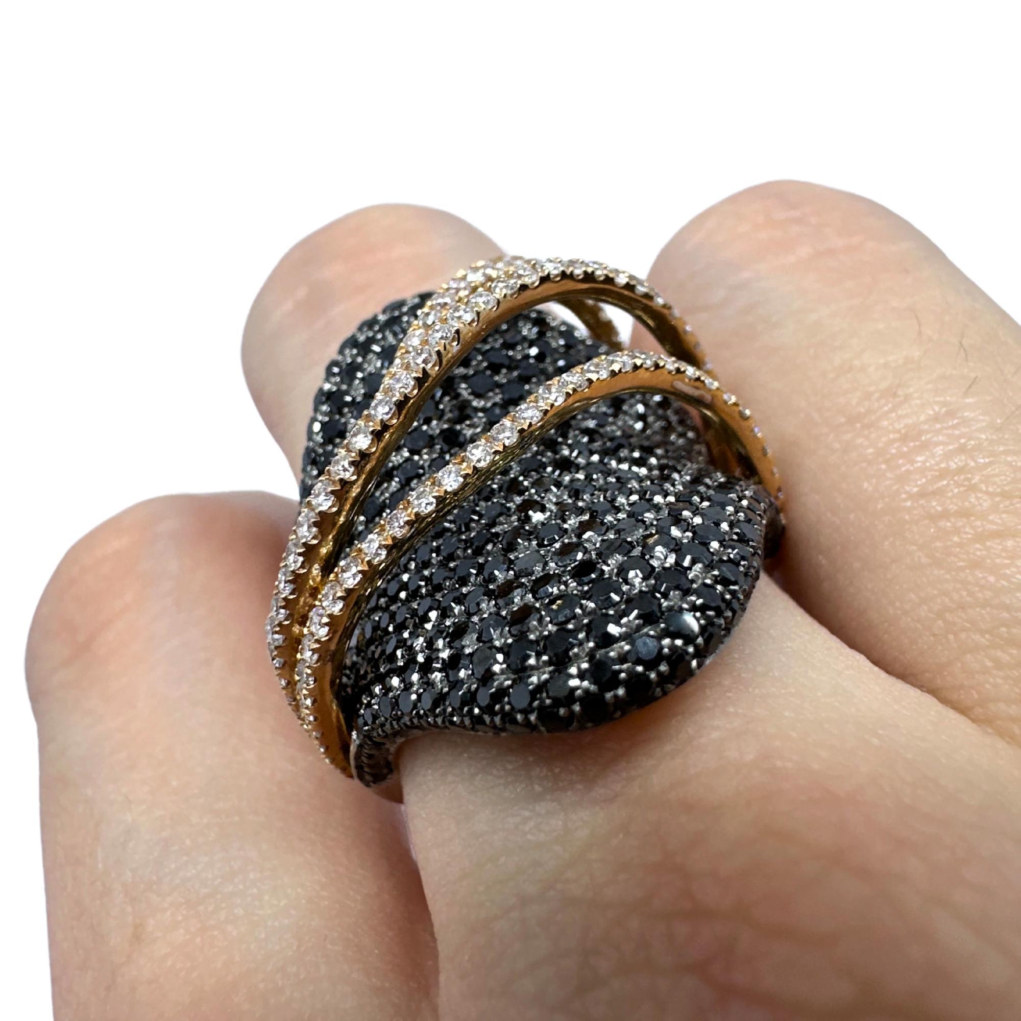 18K Two Tone Black and White Diamond Abstract Ring For Sale 4