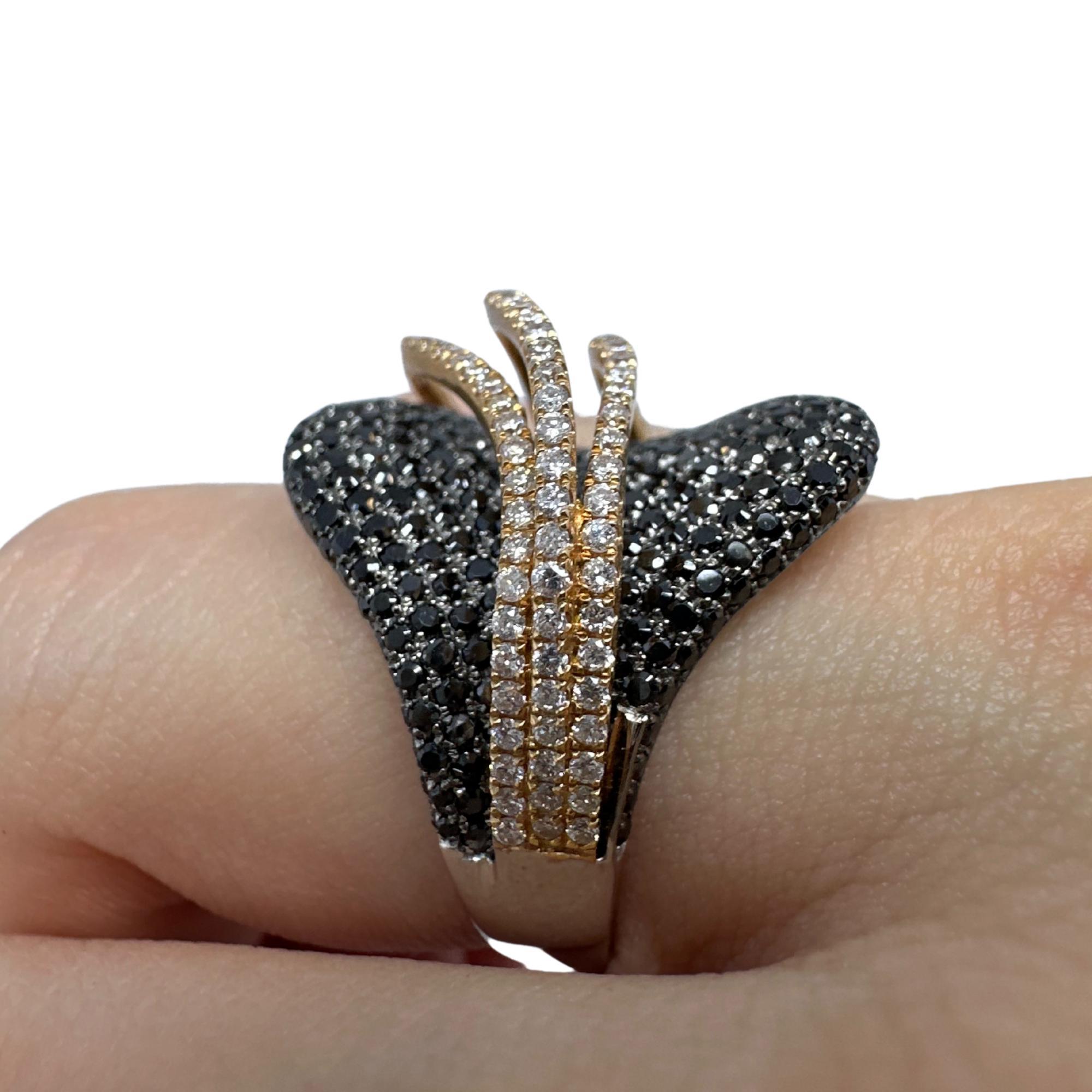18K Two Tone Black and White Diamond Abstract Ring For Sale 5