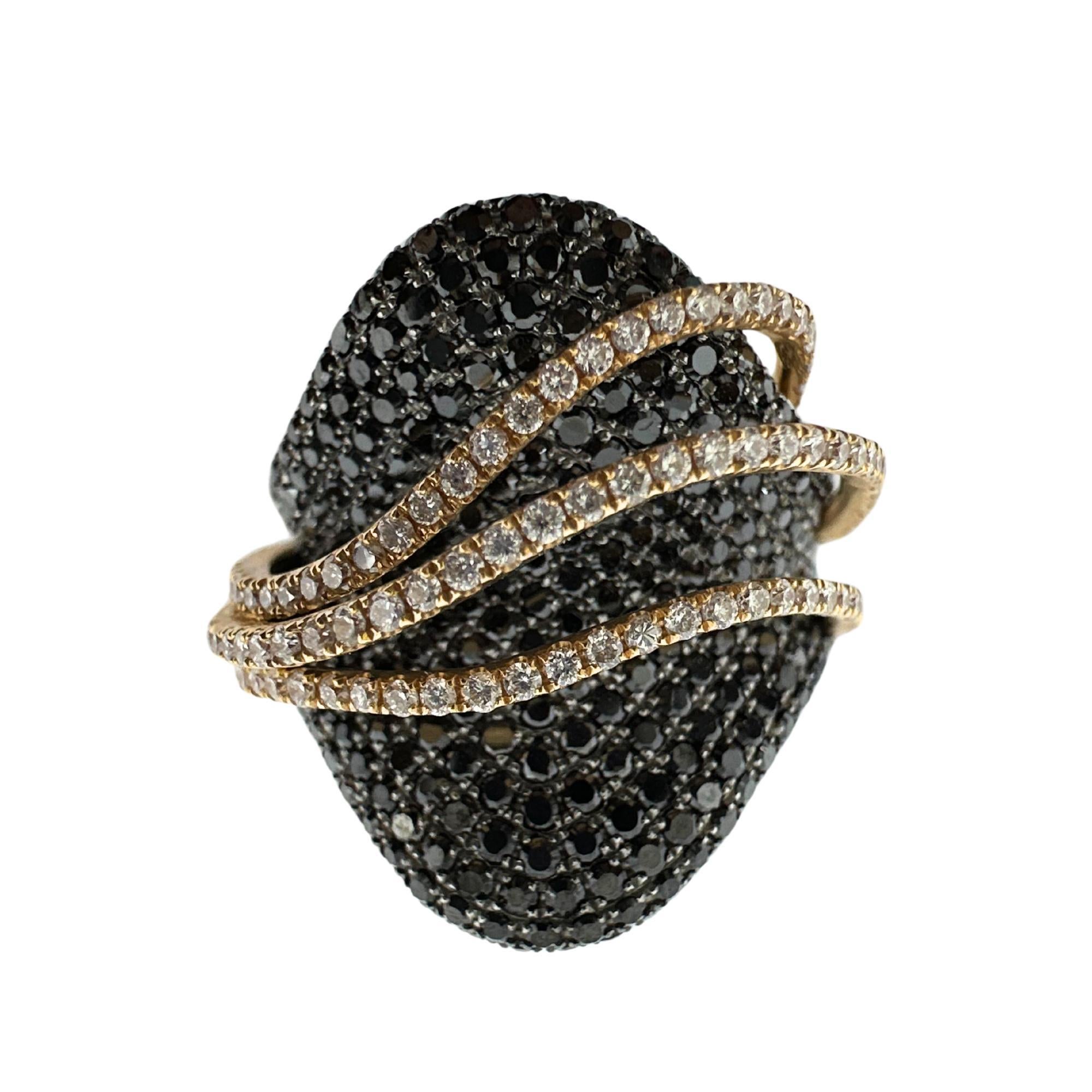 Romantic 18K Two Tone Black and White Diamond Abstract Ring For Sale