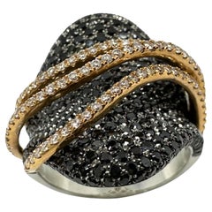 Abstrakter 18 Karat zweifarbiger schwarzer und weißer Diamantring
