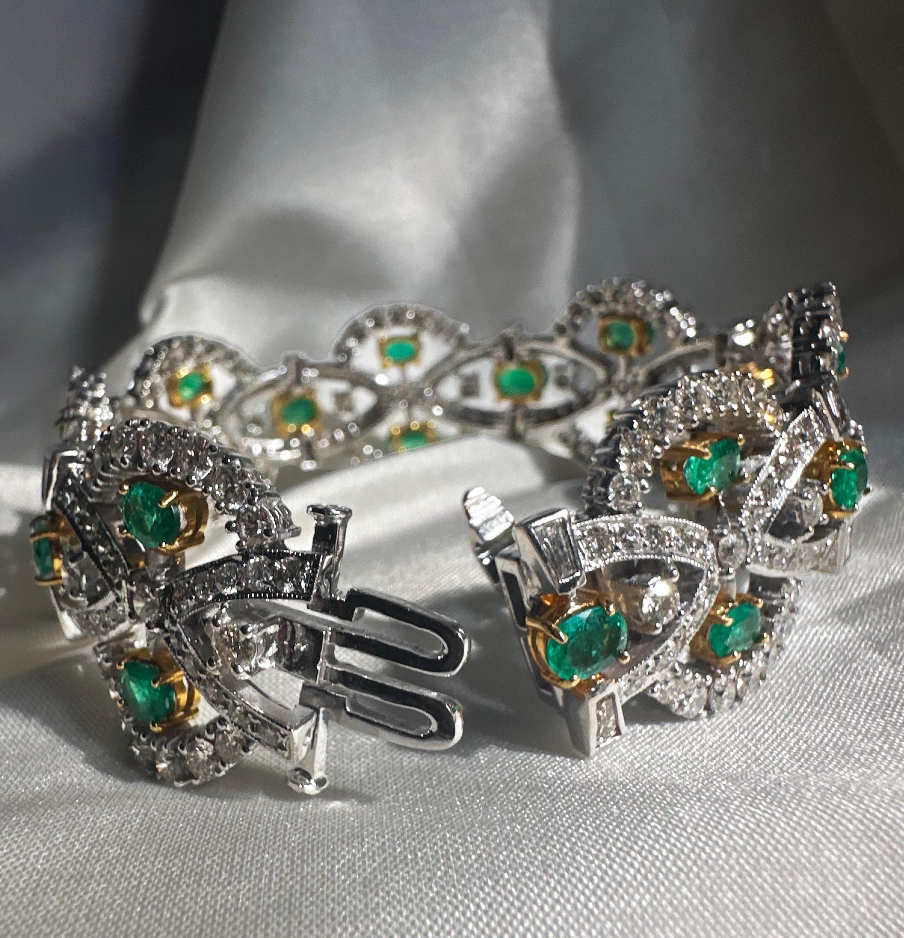 18K Zweifarbiges Diamant- und Smaragdarmband für Damen oder Herren im Angebot