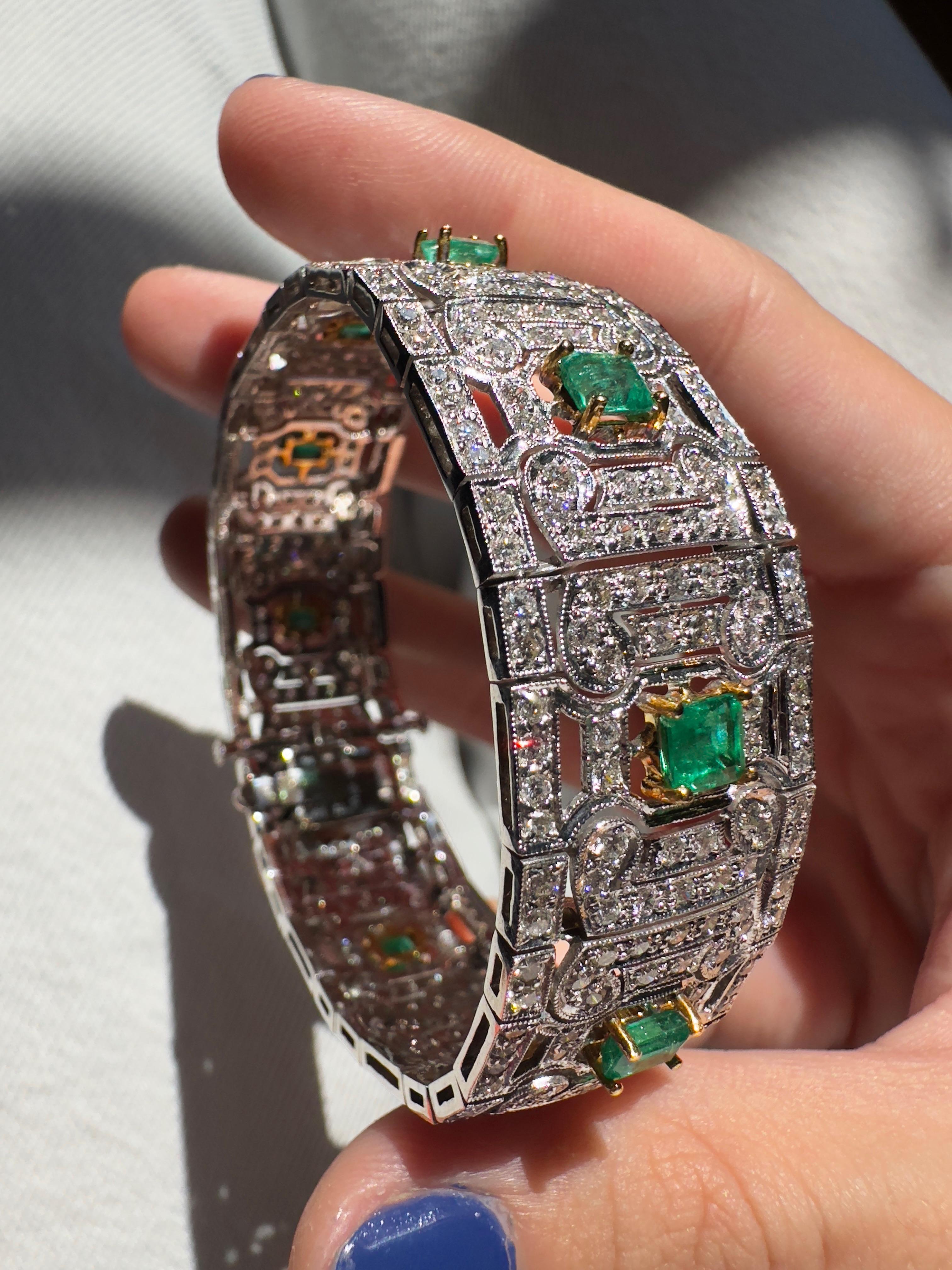 Bracelet ajouré en diamants et émeraudes 18K bicolores en vente 1