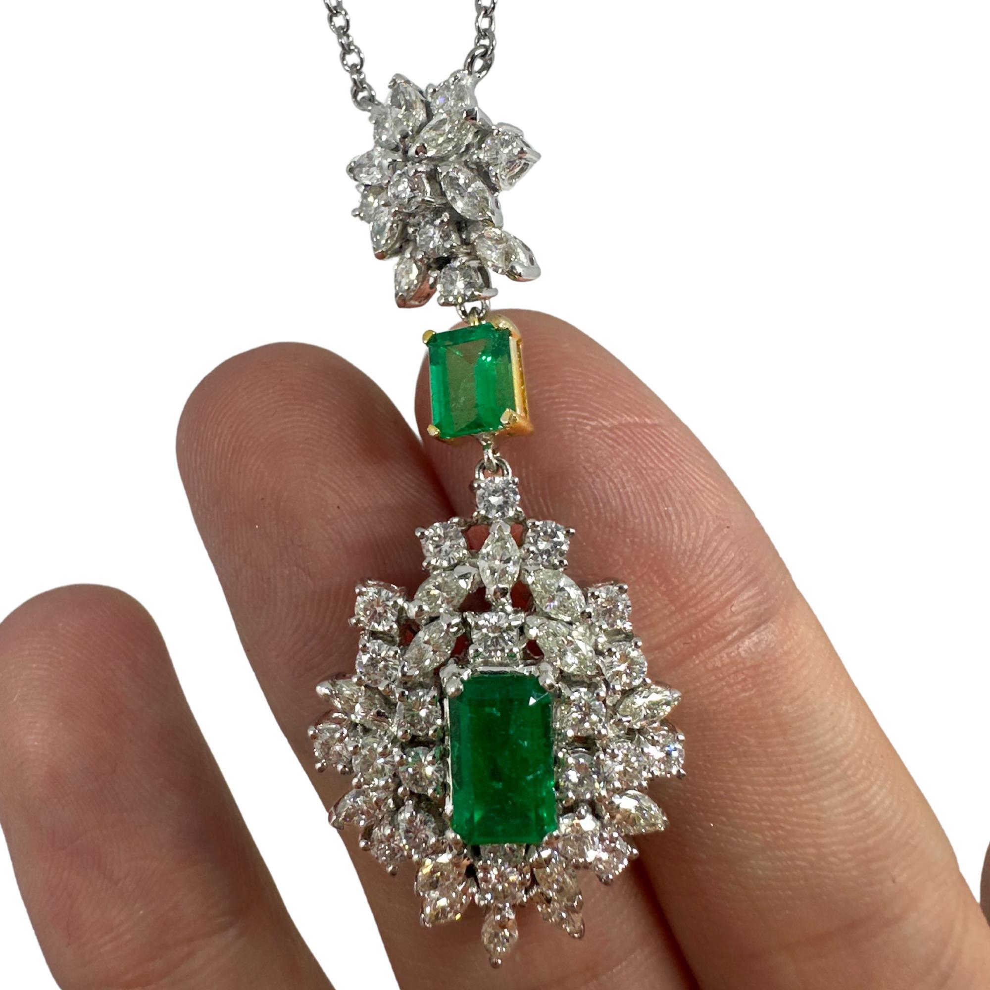 Collana con diamante e smeraldo bicolore 18K in vendita 2