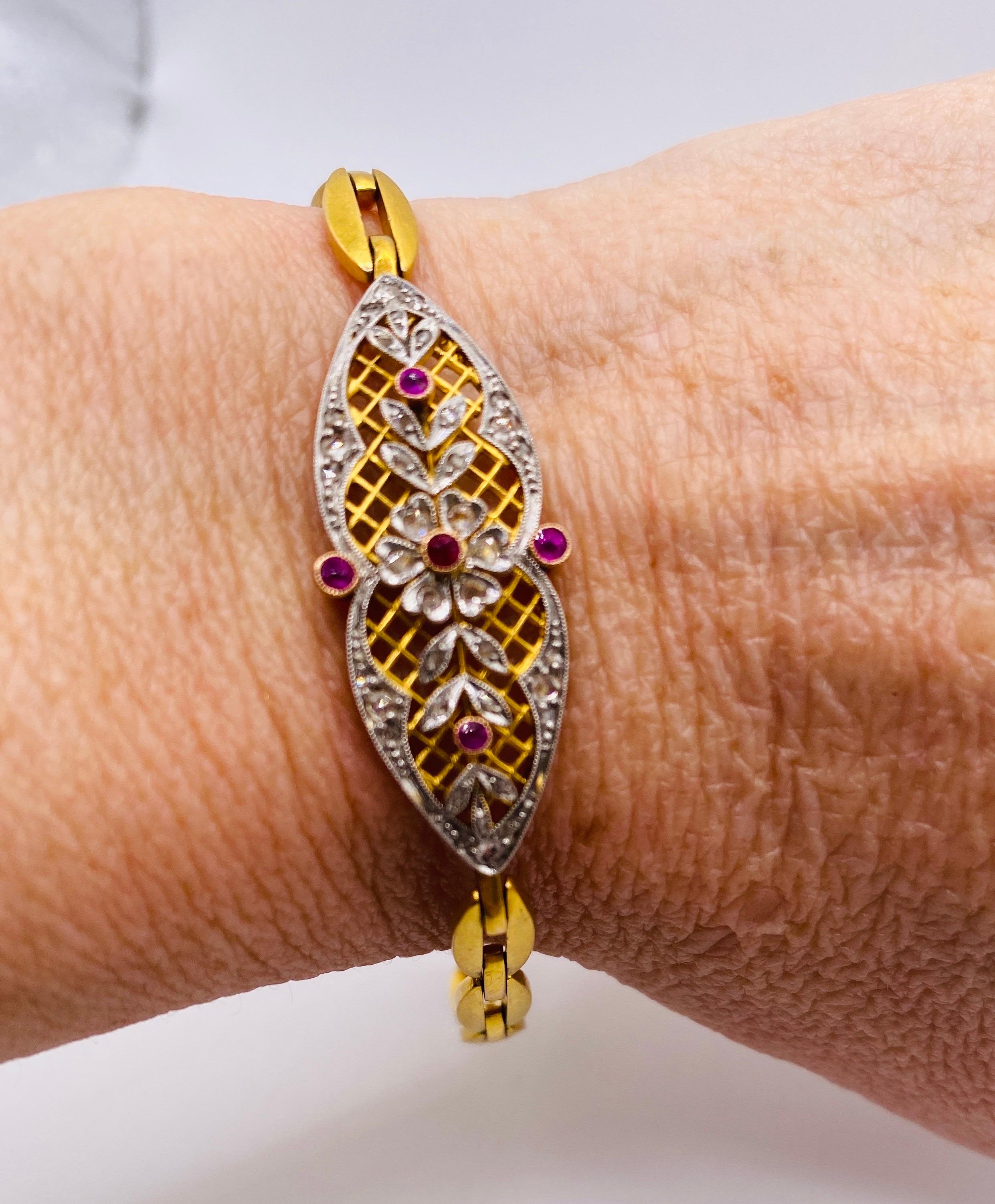 Two-Tone Diamond and Ruby Gold Bracelet In Good Condition For Sale In DALLAS, TX