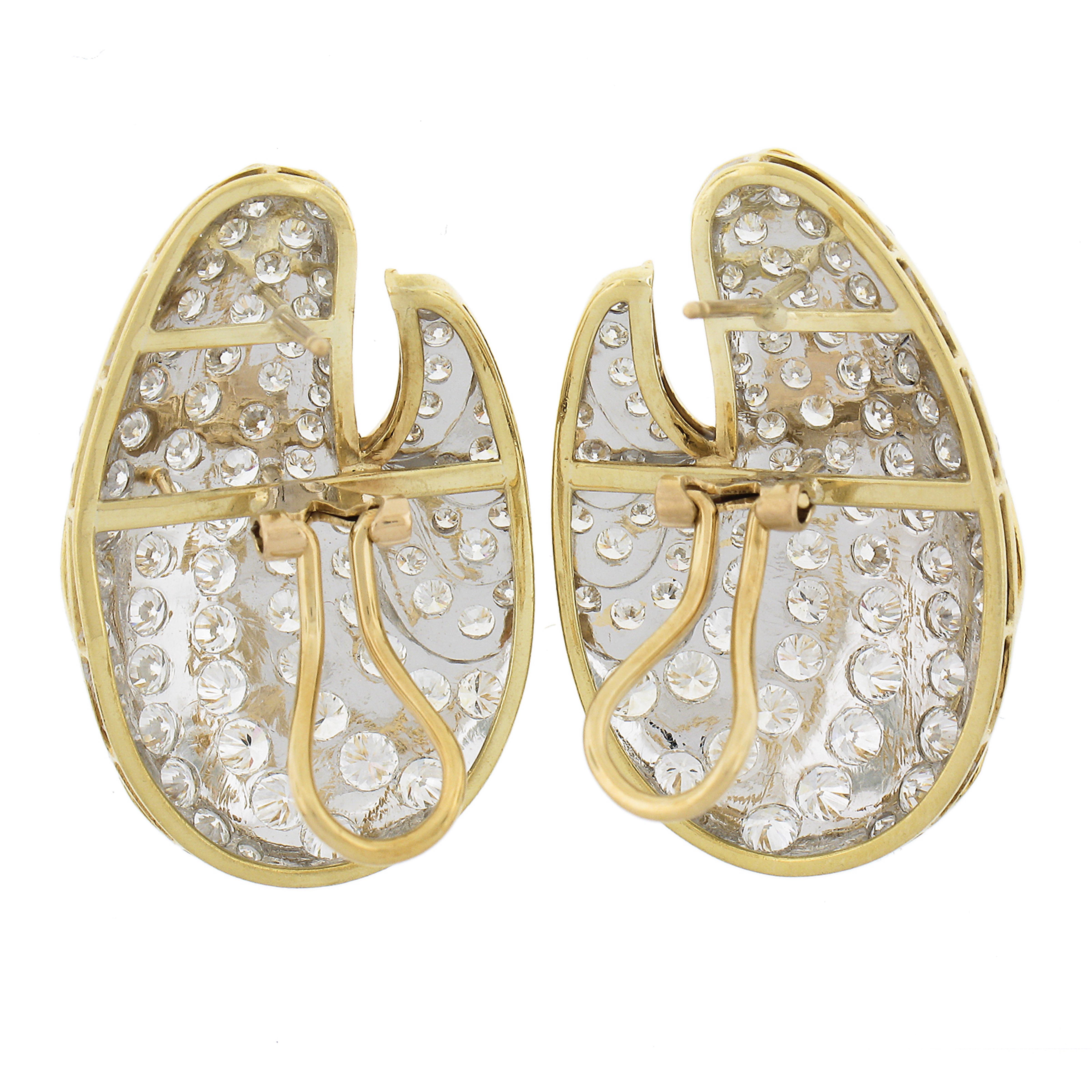 18K Two Tone Gold 14ctw Fiery Diamond Polished Scalloped Large Omega Earrings For Sale 1
