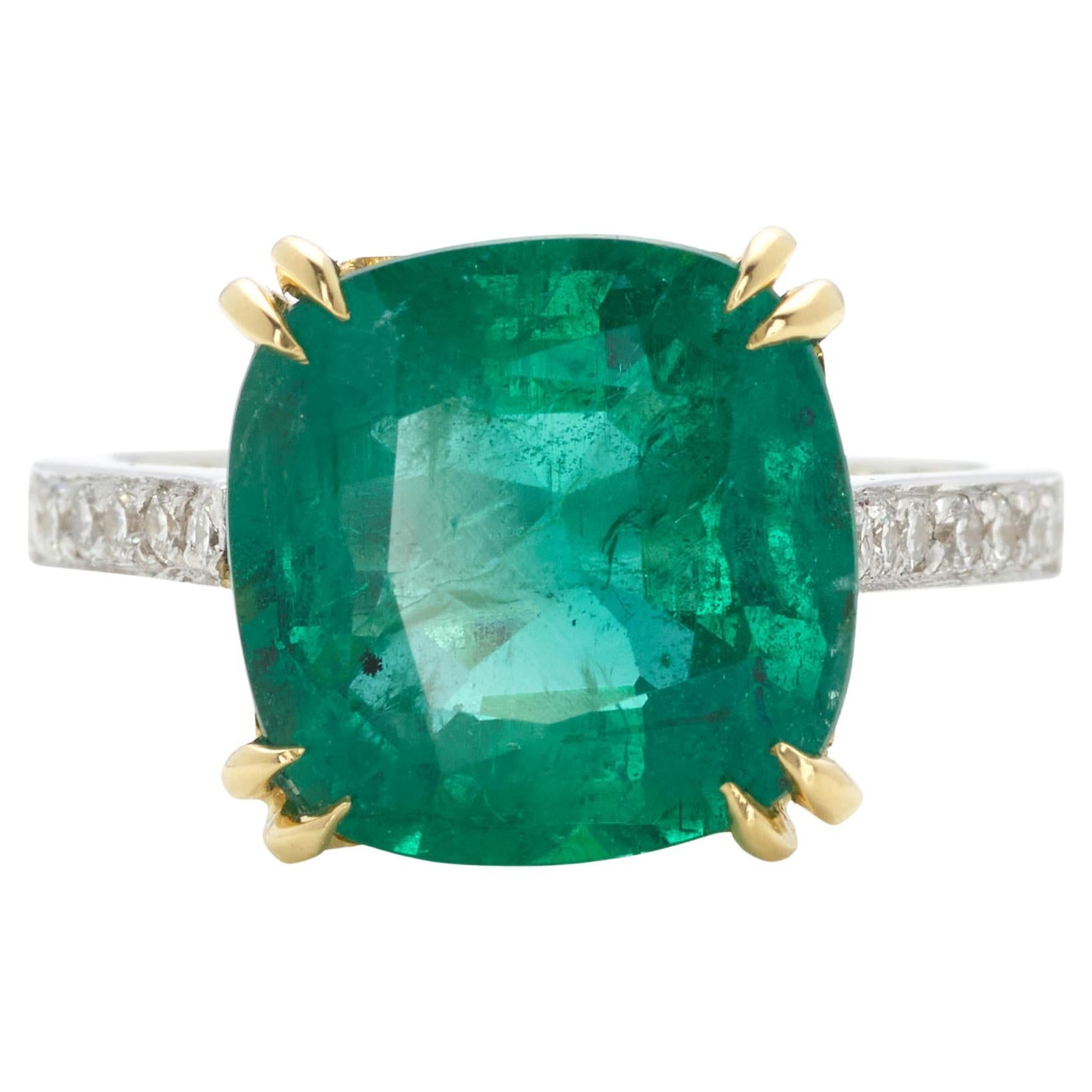 18k Two-Tone Gold 6.15 Carat Emerald Solitaire Ring & Diamond Accents, Size 6.25