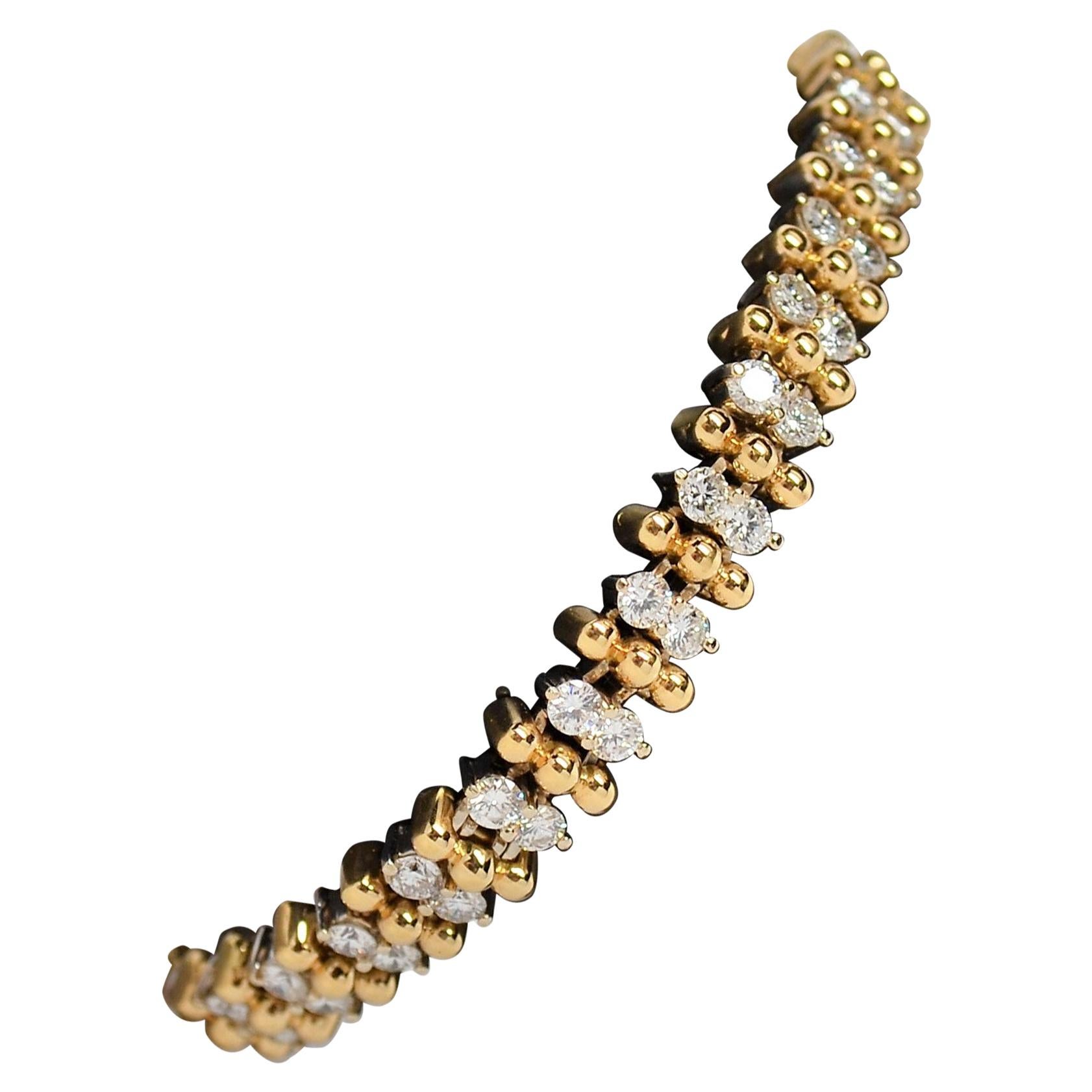 18K Two Tone Gold Bead Bracelet with Round Brilliant Cut Diamonds, 4.20 Carats For Sale