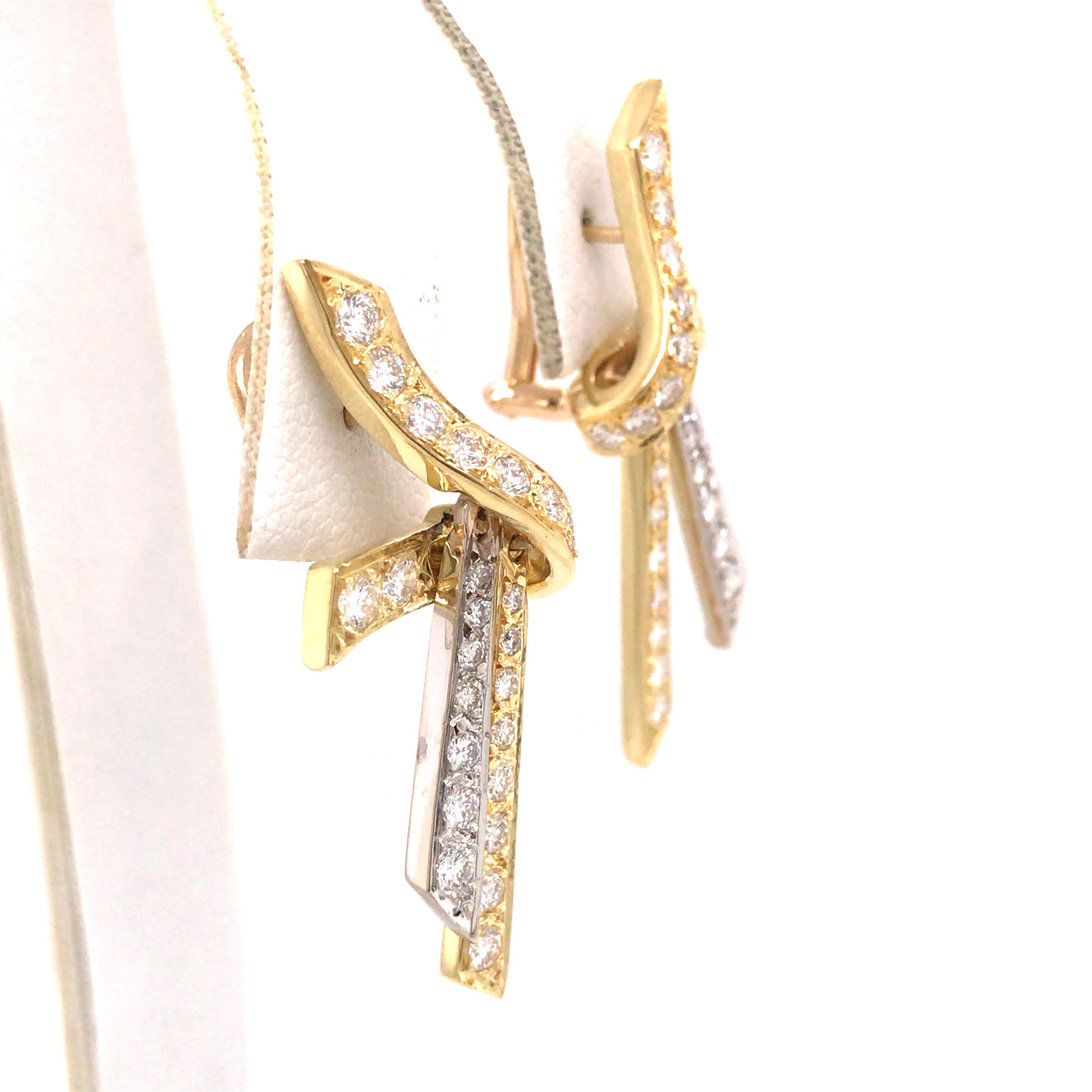 18K Two-Tone Gold Diamond Hanging Dangle Earrings For Sale 1