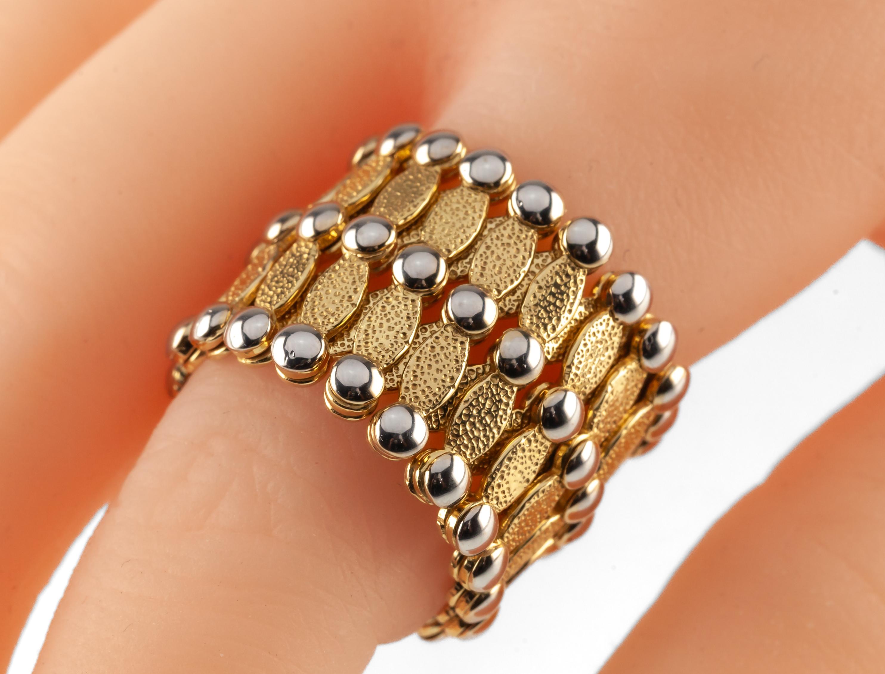 18k Two Tone Gold Expansion Ring/Bangle Bracelet by The Gold Market Firenze For Sale 3