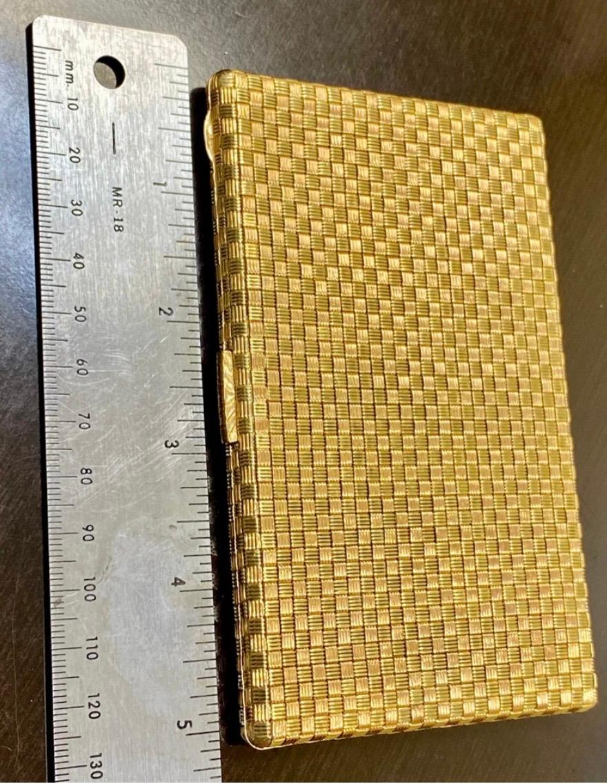 Étui à cigarettes Mario Buccellati du milieu du siècle tissé en or bicolore 18 carats Unisexe en vente
