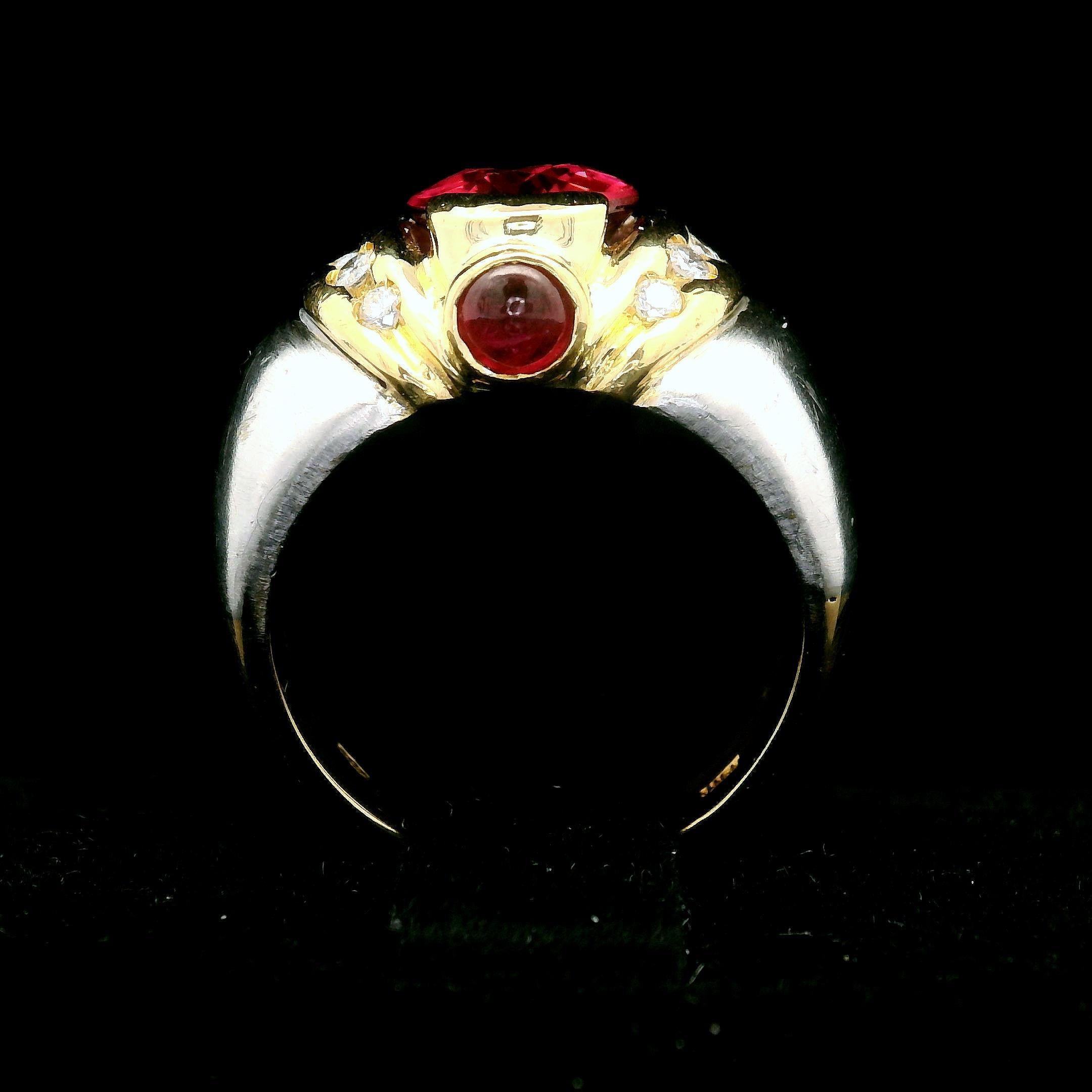 Anello pesante largo in oro 18k bicolore con tormalina rosa e diamante in vendita 1