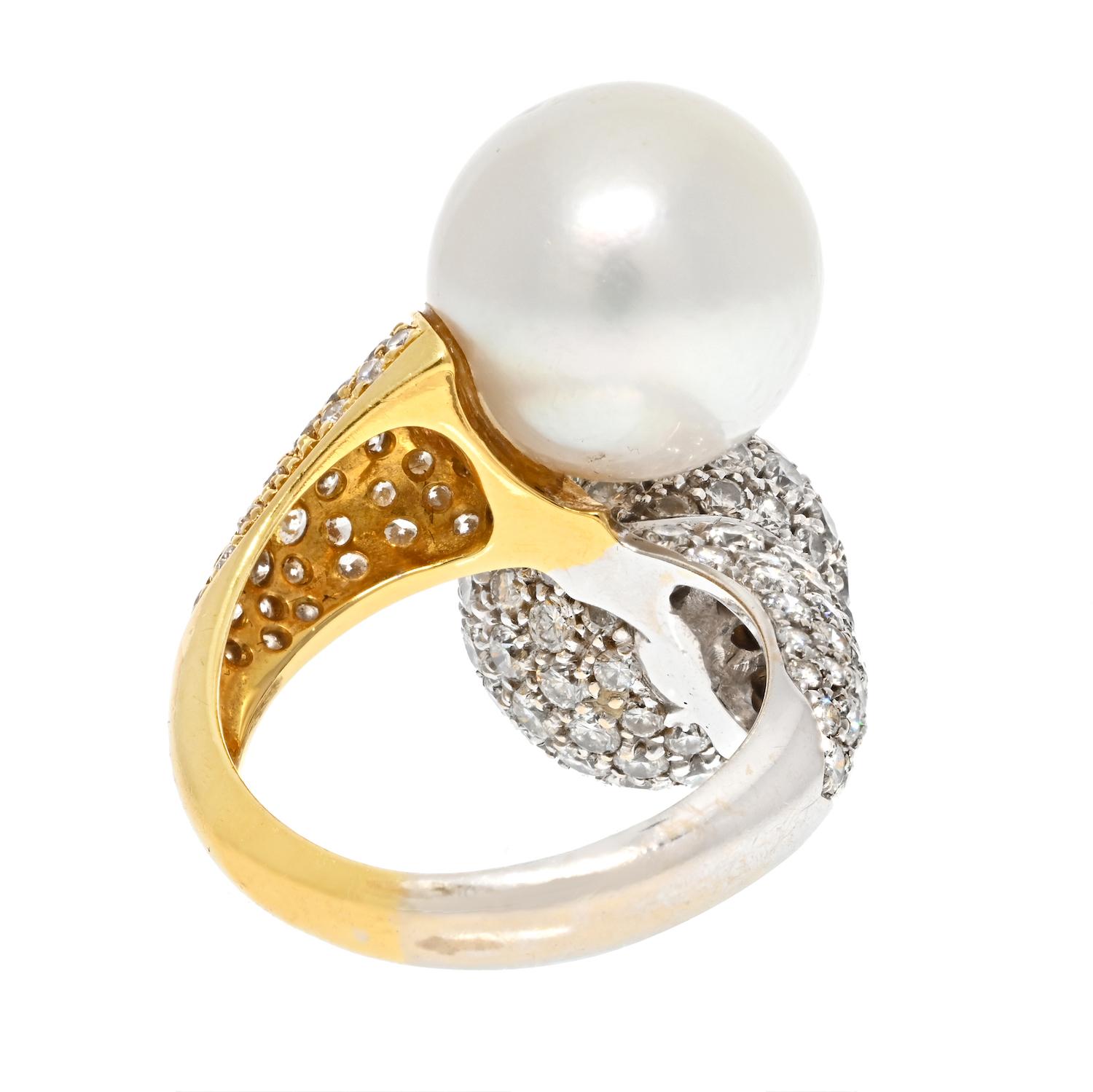 18k Two Tone Vintage Bypass Diamond and Pearl Ring In Good Condition For Sale In New York, NY