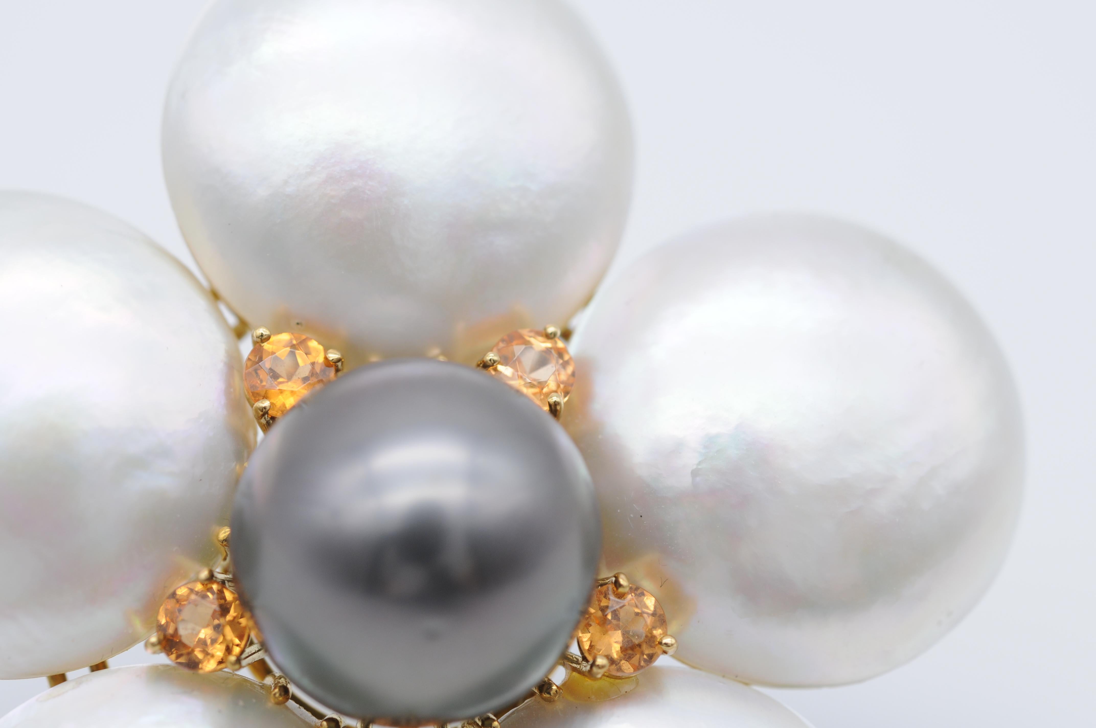 Women's or Men's 18k Unique Pearl Brooch Vop. with Black Tahitian Pearl For Sale