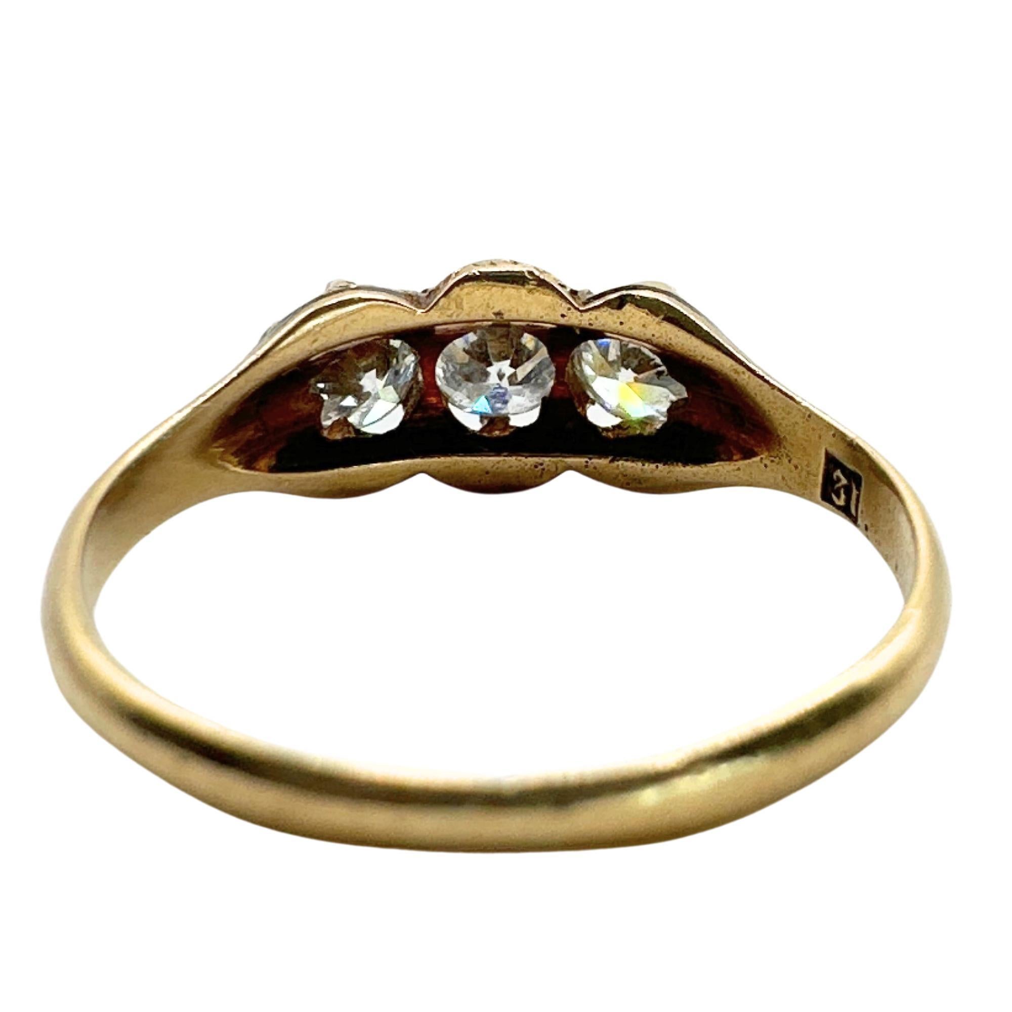 Women's 18k Victorian Three Stone Diamond Engagement Ring