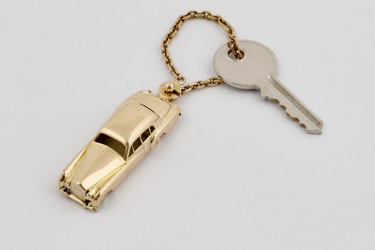 18 Karat Vintage Cartier Rolls Royce Keychain with Moveable Wheels For