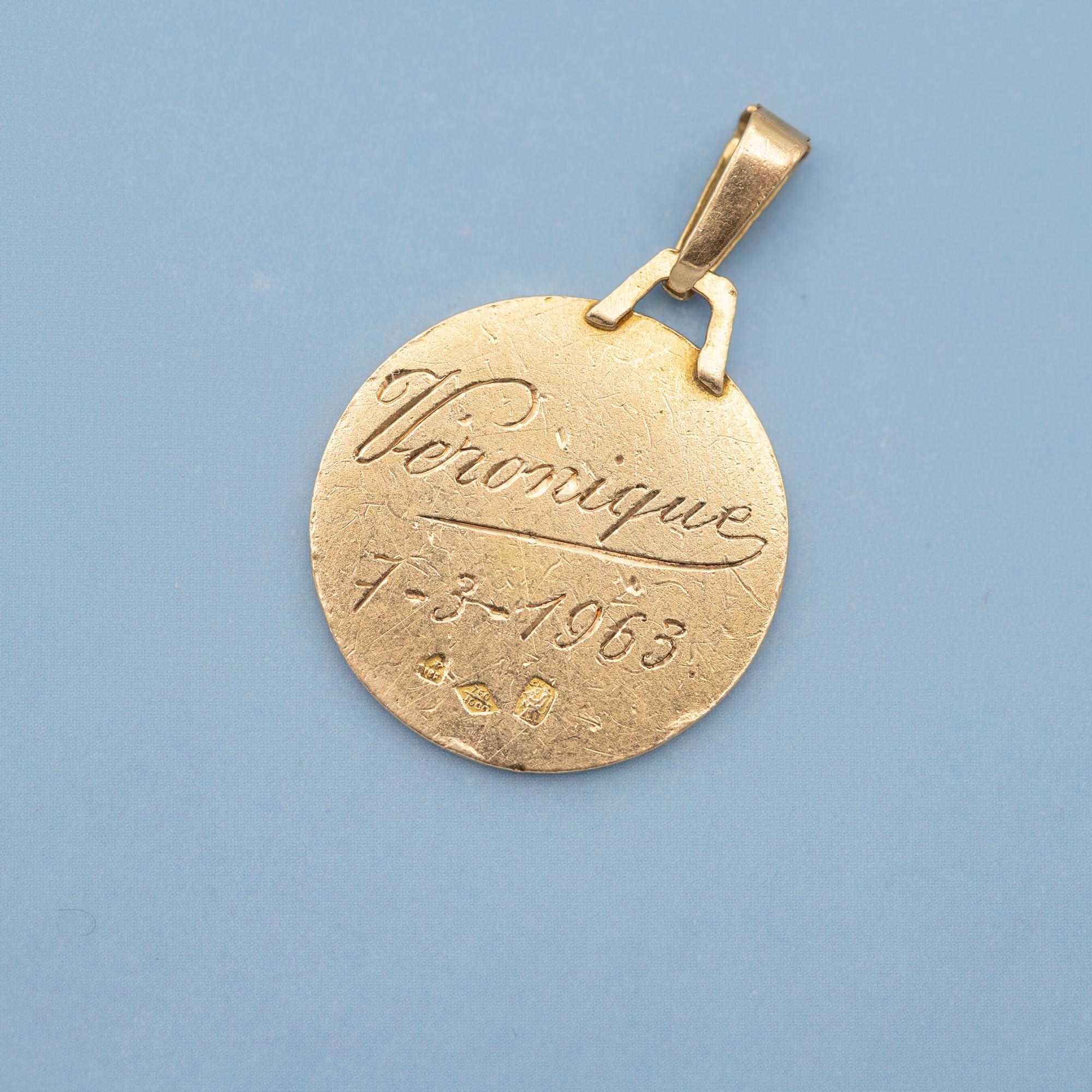 18k Vintage cherub charm pendant - Angel medallion - solid yellow gold charm 2